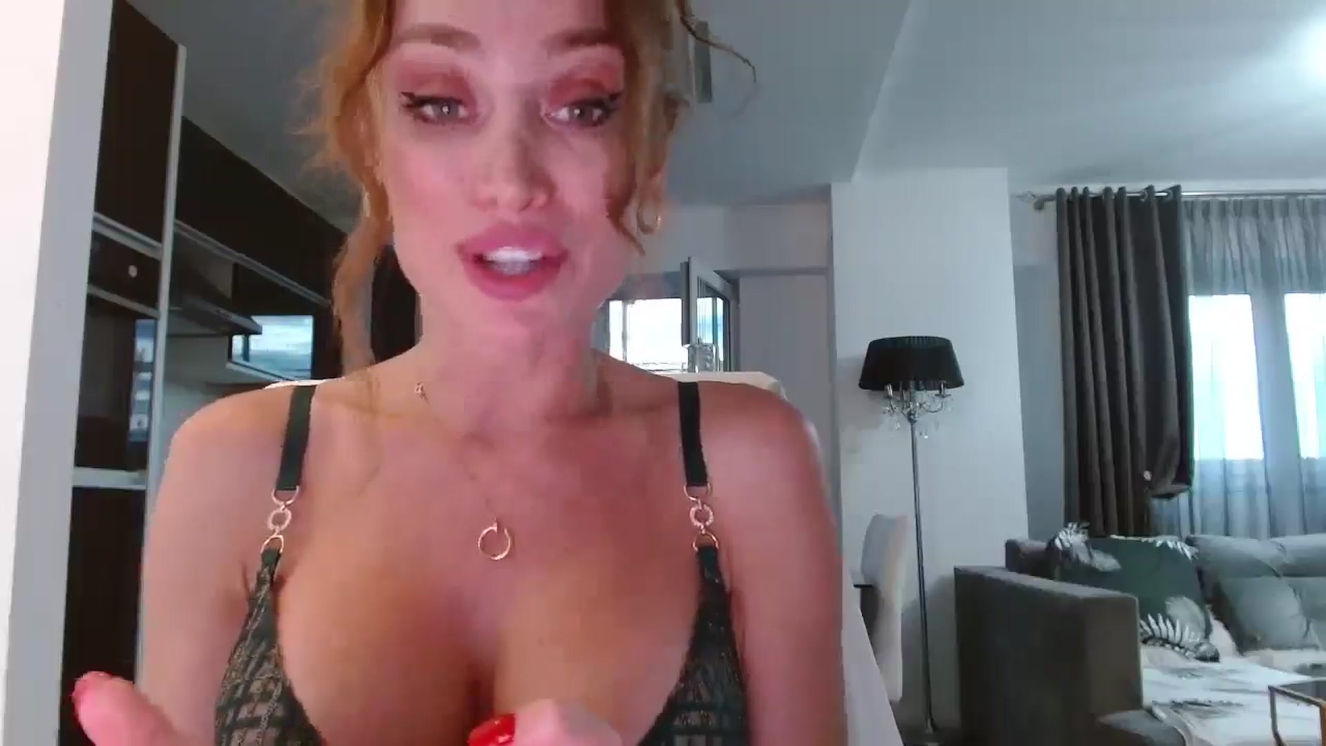 Gallery image thumbnail from Anayys's myfreecams stream on, 07/03/2024, 18:09 image 13 of 20