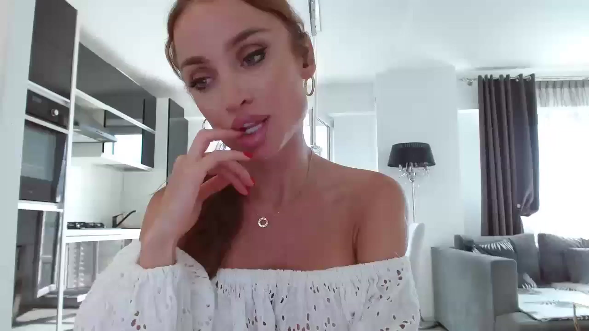 Gallery image thumbnail from Anayys's myfreecams stream on, 07/08/2024, 14:37 image 17 of 20