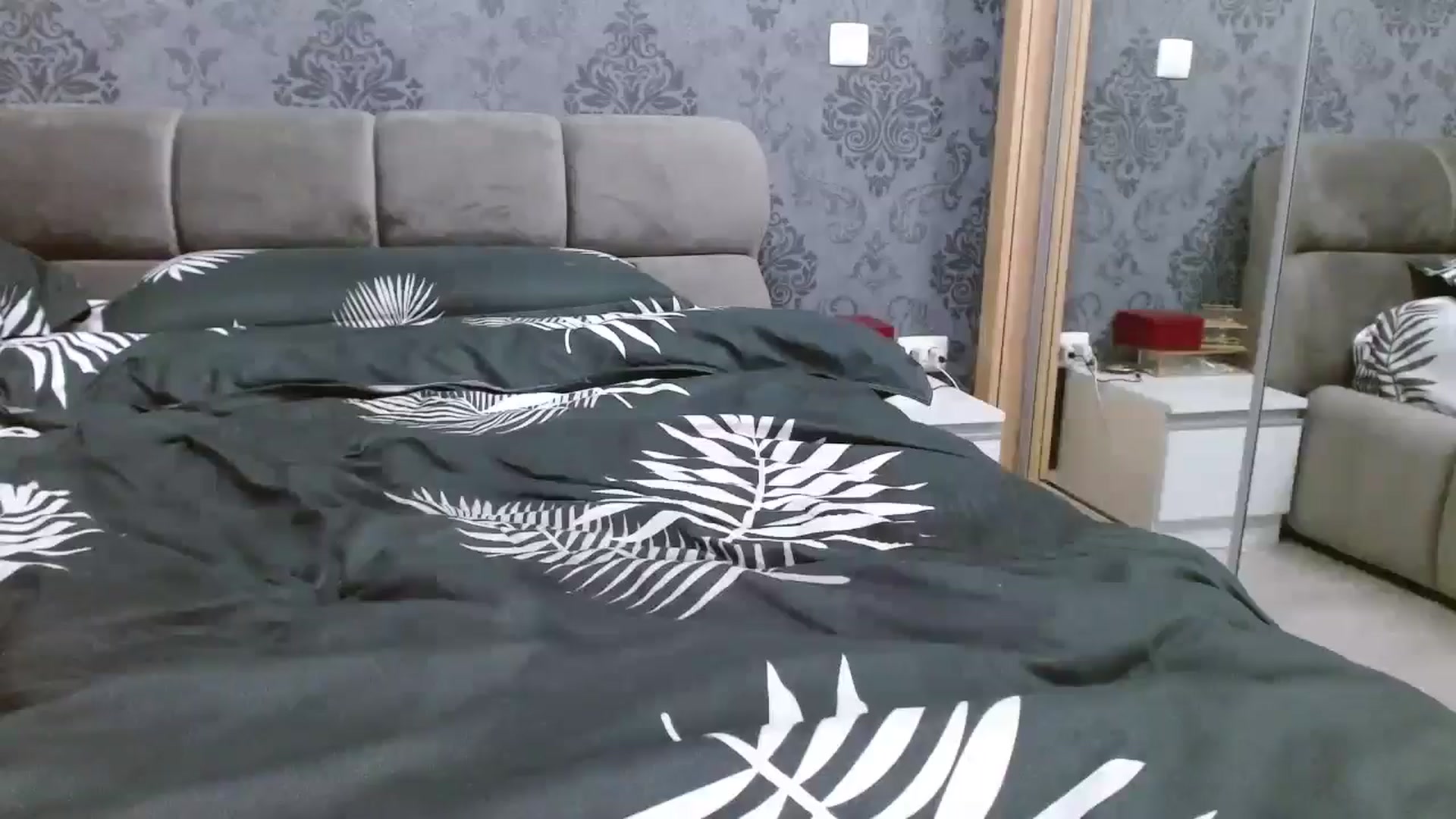 Gallery image thumbnail from Anayys's myfreecams stream on, 07/11/2024, 21:37 image 13 of 20