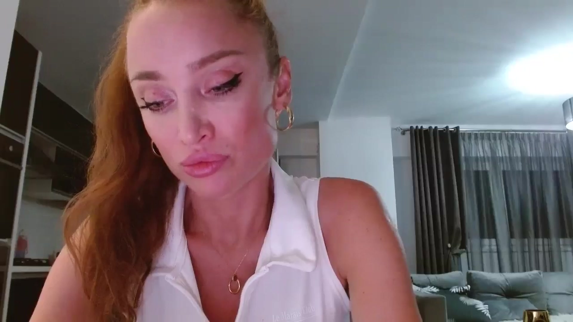 Gallery image thumbnail from Anayys's myfreecams stream on, 07/16/2024, 20:04 image 2 of 20