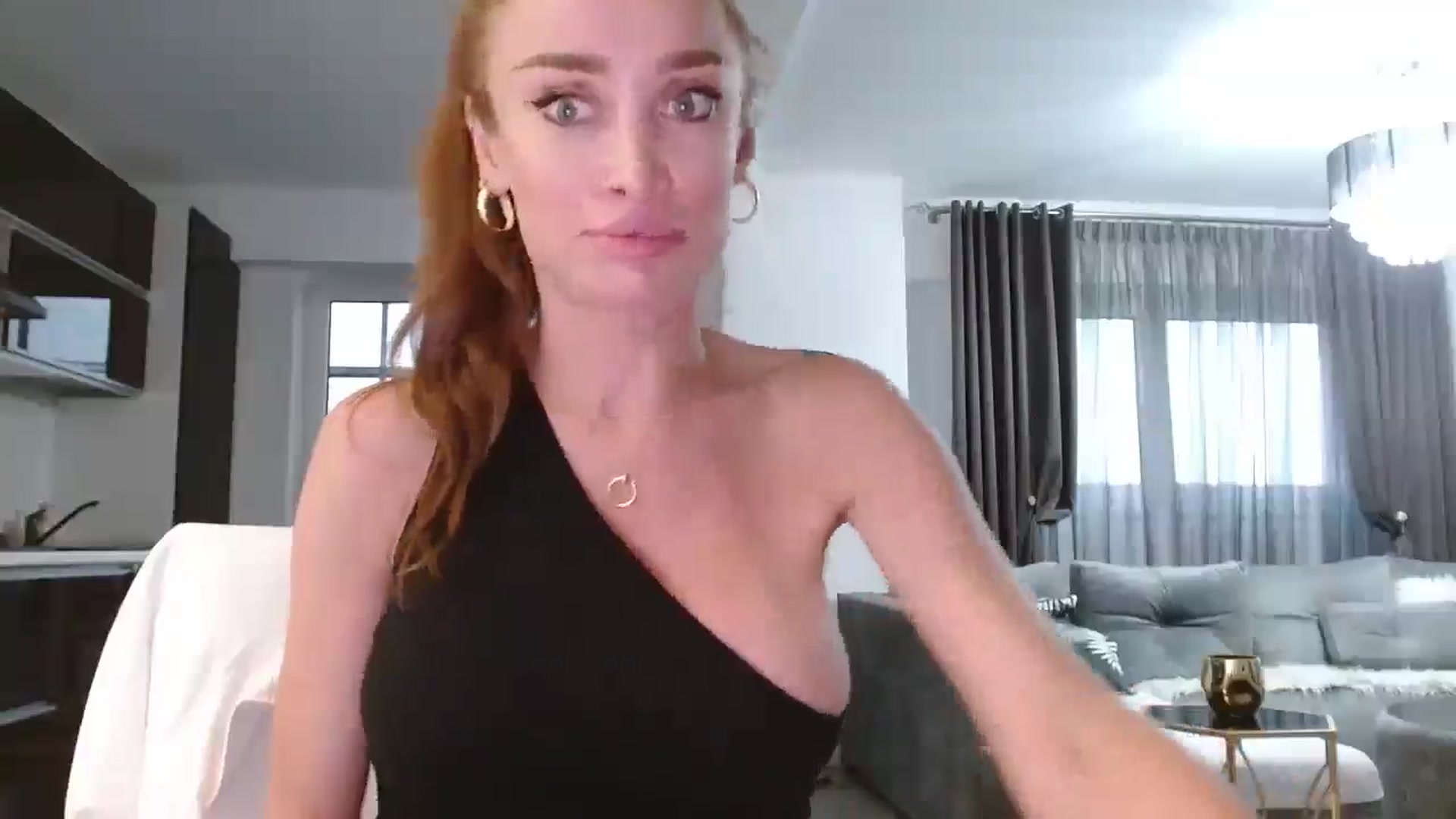 Gallery image thumbnail from Anayys's myfreecams stream on, 07/17/2024, 03:03 image 7 of 20