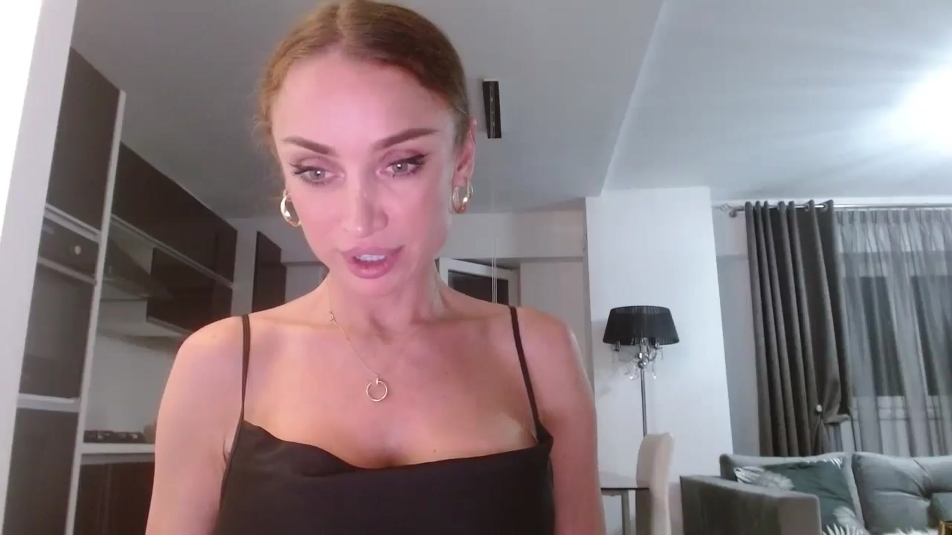 Gallery image thumbnail from Anayys's myfreecams stream on, 07/19/2024, 22:58 image 17 of 20