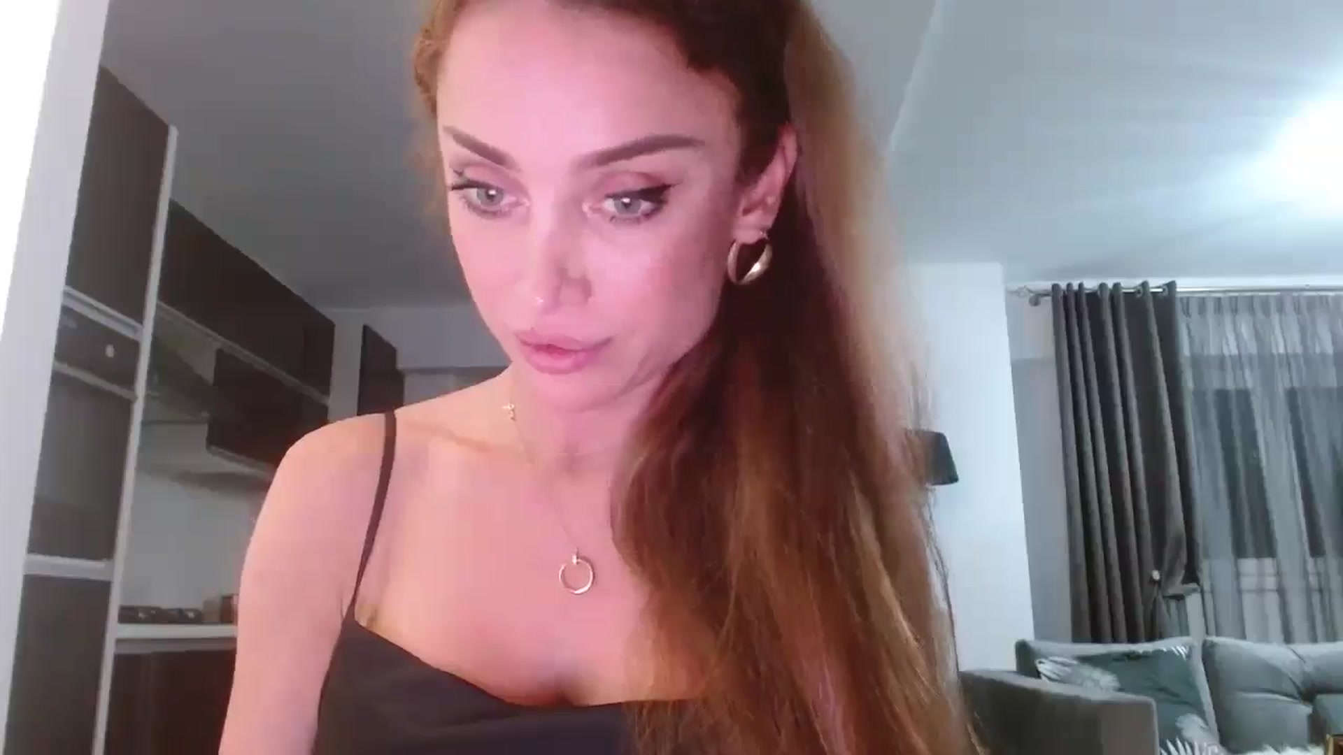 Gallery image thumbnail from Anayys's myfreecams stream on, 07/19/2024, 22:58 image 13 of 20