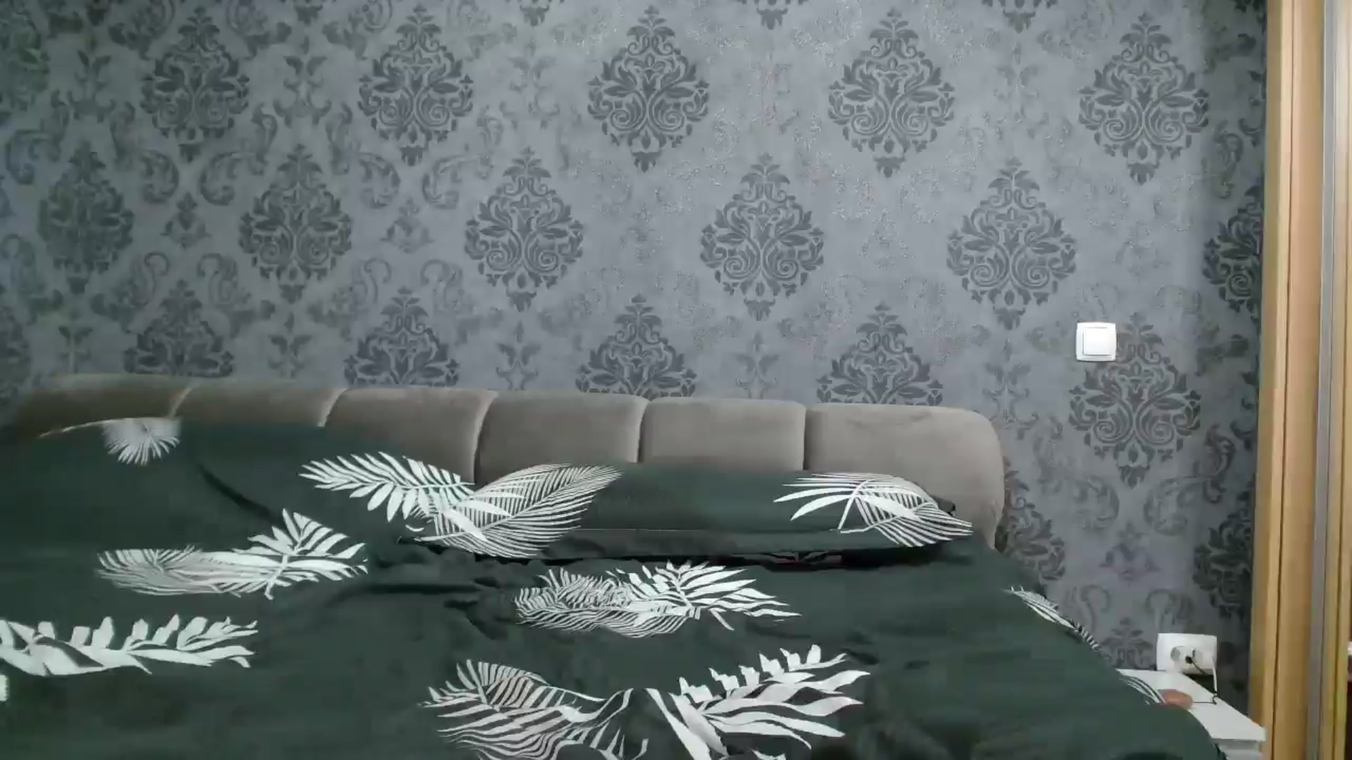 Gallery image thumbnail from Anayys's myfreecams stream on, 07/30/2024, 23:42 image 20 of 20
