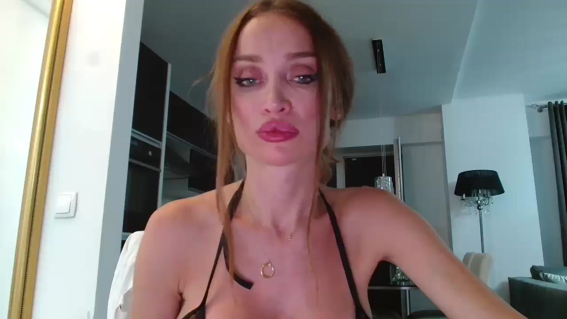 Gallery image thumbnail from Anayys's myfreecams stream on, 08/02/2024, 21:47 image 8 of 20