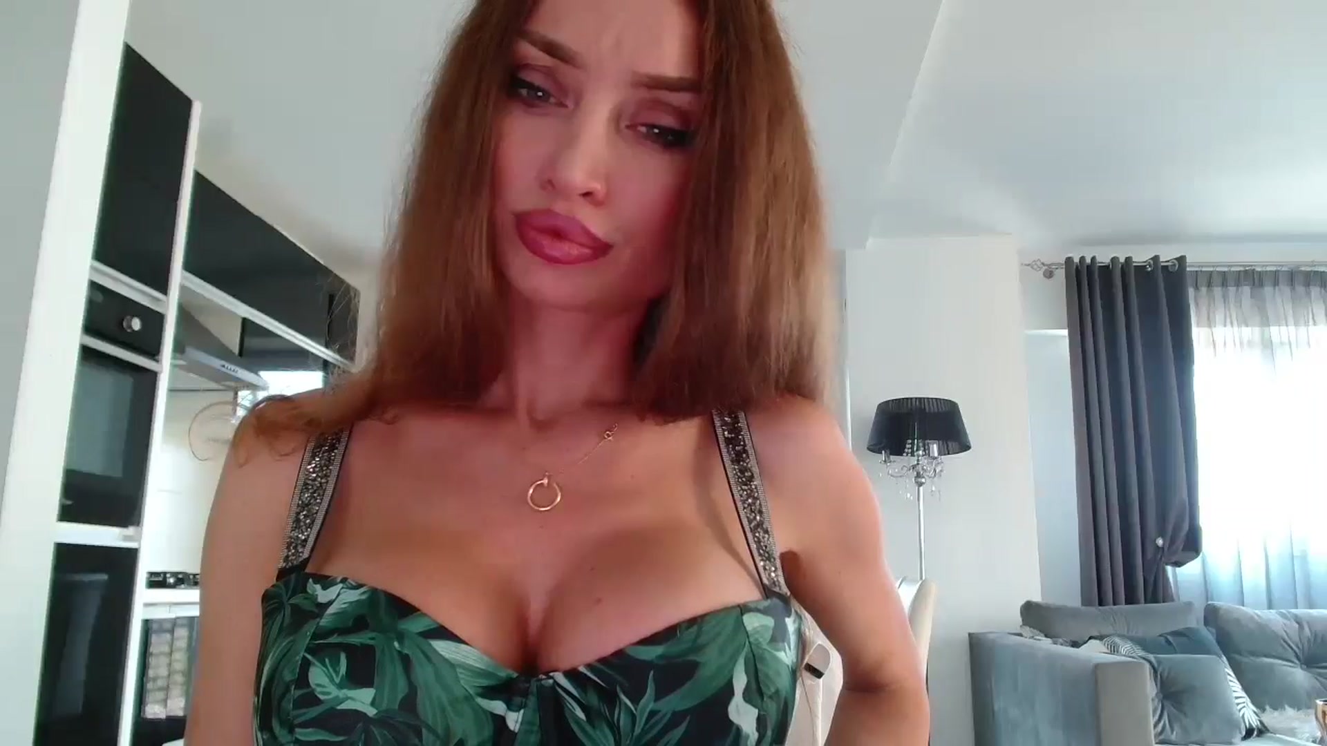 Gallery image thumbnail from Anayys's myfreecams stream on, 08/04/2024, 11:44 image 10 of 20