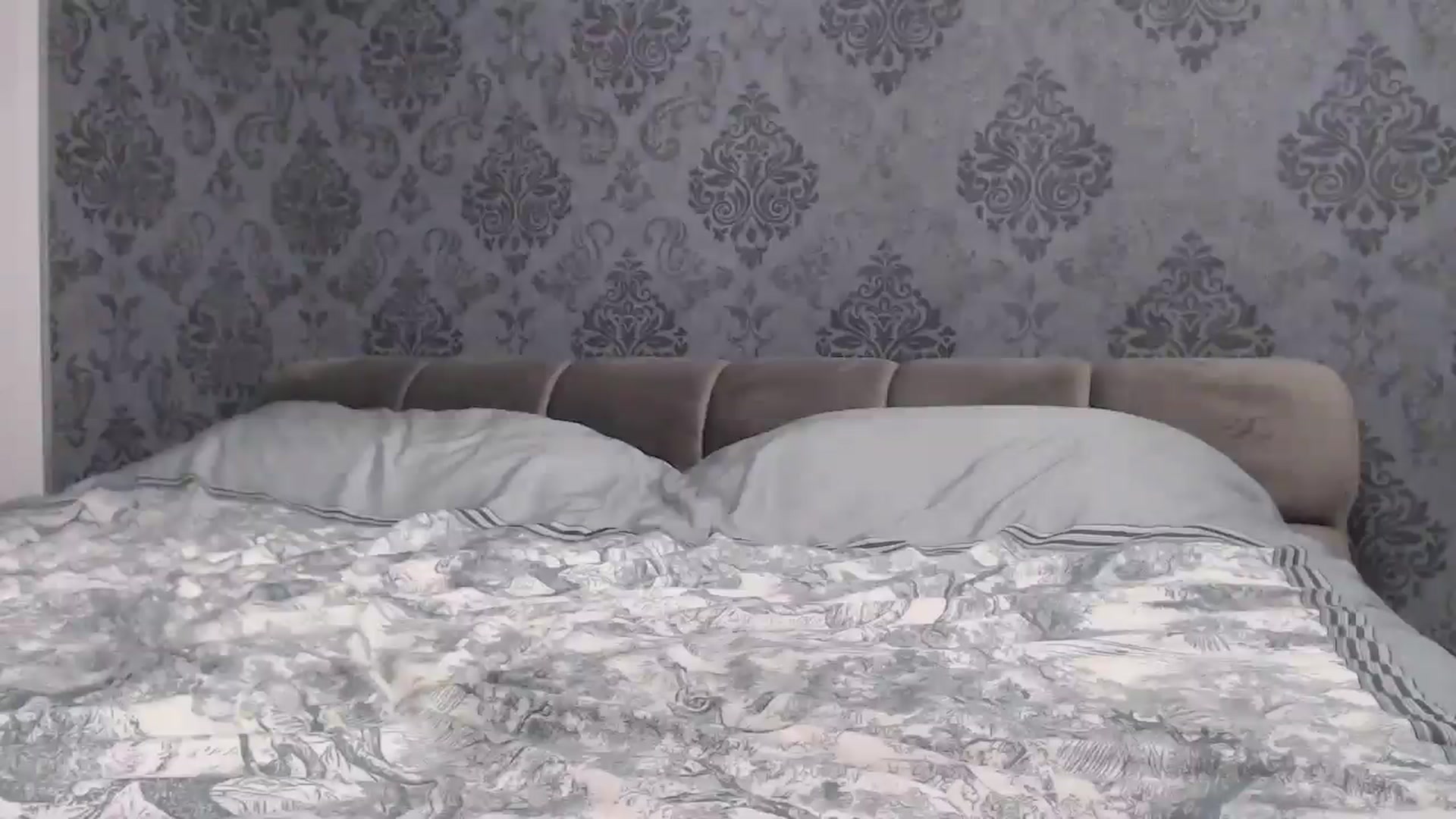 Gallery image thumbnail from Anayys's myfreecams stream on, 08/10/2024, 01:09 image 11 of 20