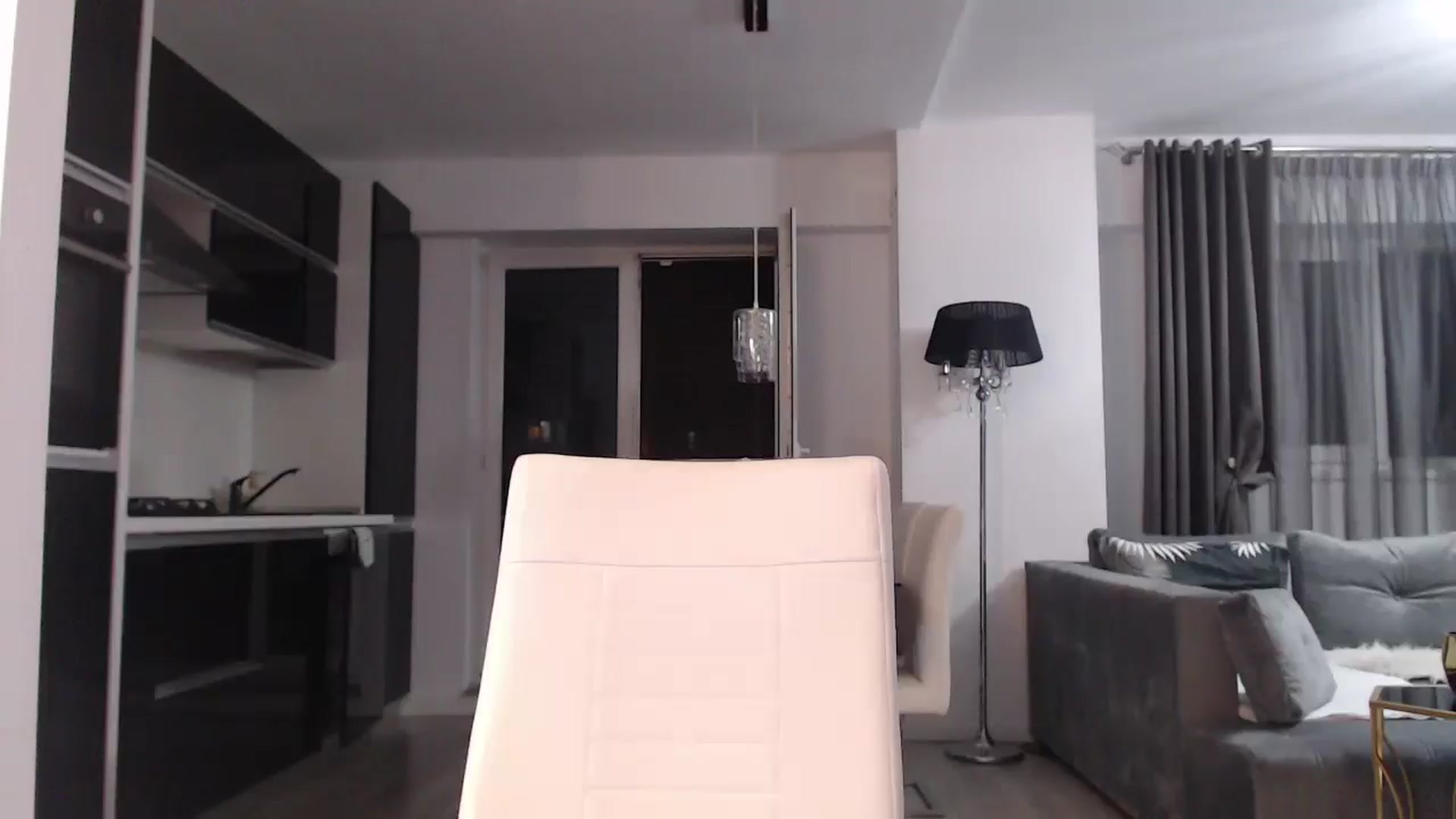 Gallery image thumbnail from Anayys's myfreecams stream on, 08/10/2024, 18:37 image 15 of 20