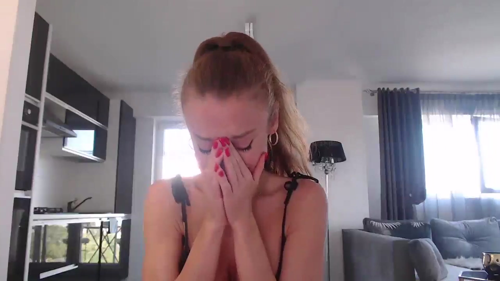 Gallery image thumbnail from Anayys's myfreecams stream on, 08/12/2024, 07:43 image 11 of 20
