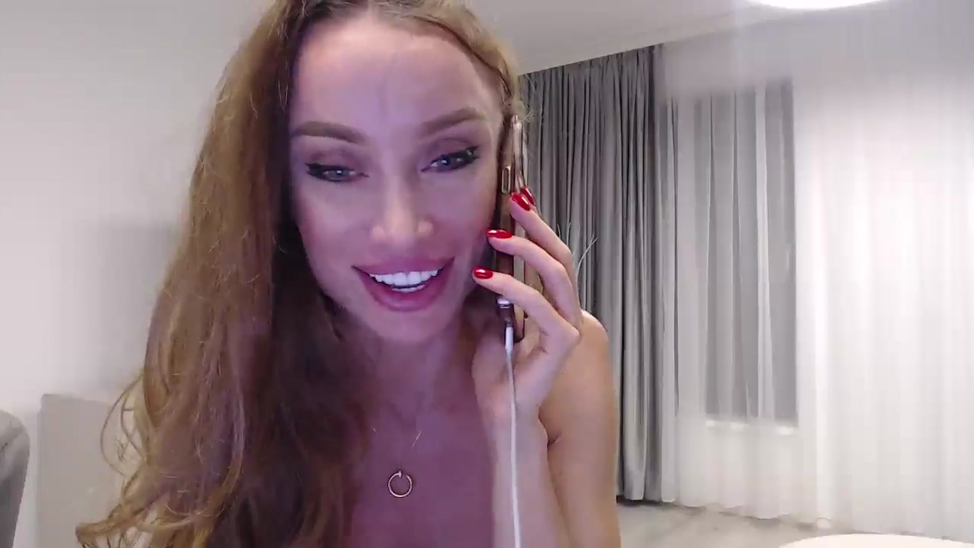 Gallery image thumbnail from Anayys's myfreecams stream on, 08/14/2024, 18:17 image 17 of 20