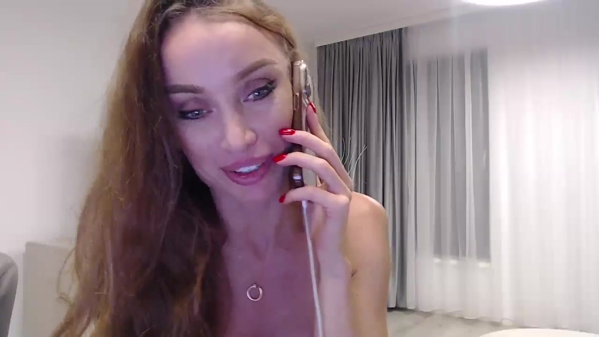 Gallery image thumbnail from Anayys's myfreecams stream on, 08/14/2024, 18:17 image 18 of 20