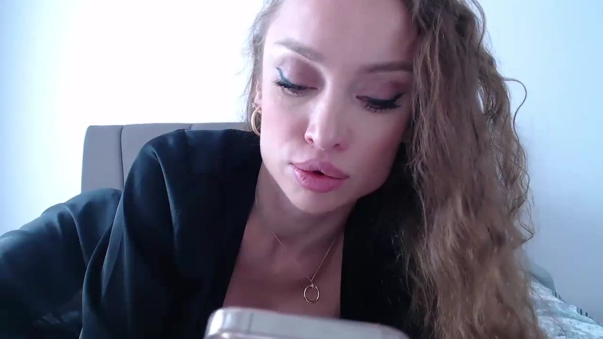 Gallery image thumbnail from Anayys's myfreecams stream on, 08/22/2024, 07:08 image 9 of 20