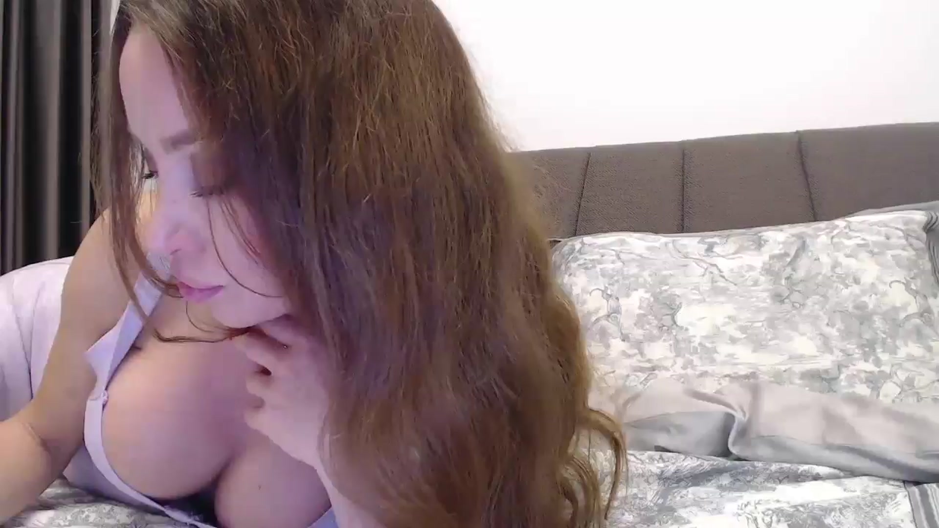 Gallery image thumbnail from Anayys's myfreecams stream on, 08/26/2024, 24:03 image 1 of 20