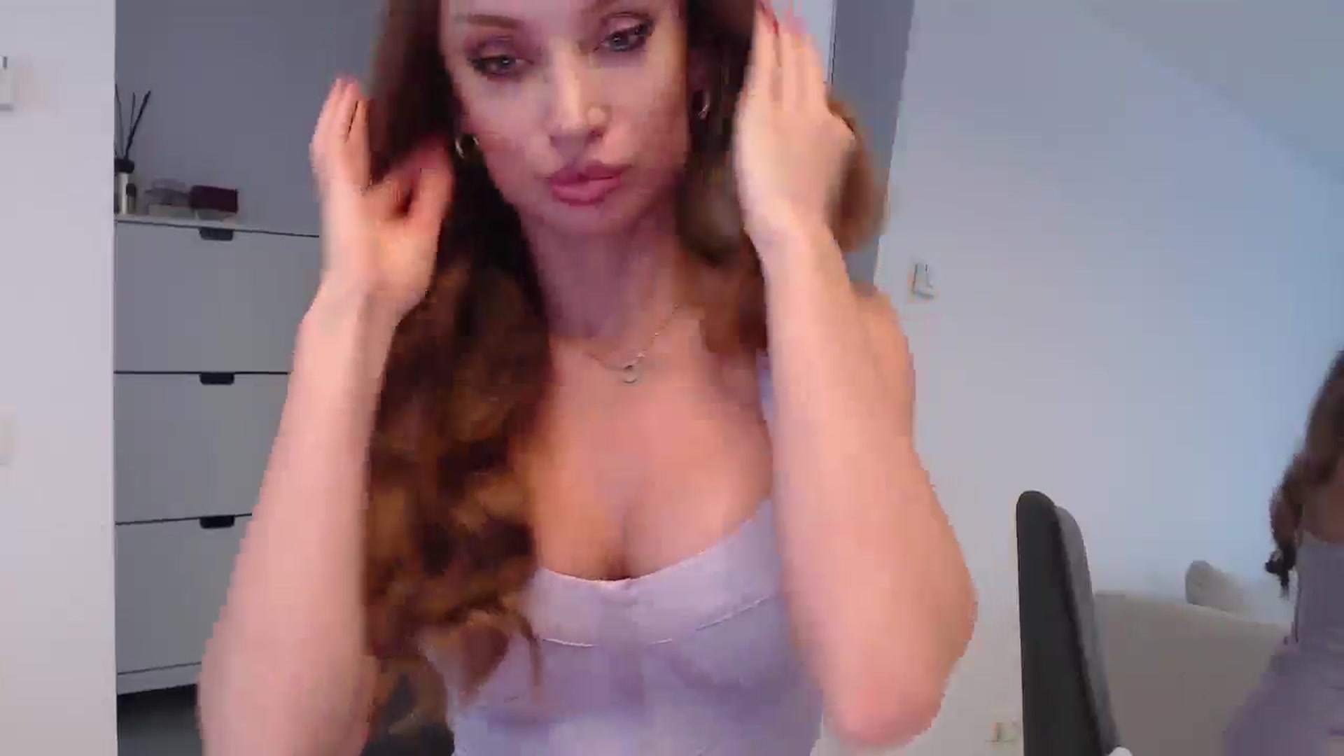 Gallery image thumbnail from Anayys's myfreecams stream on, 08/28/2024, 15:20 image 2 of 20