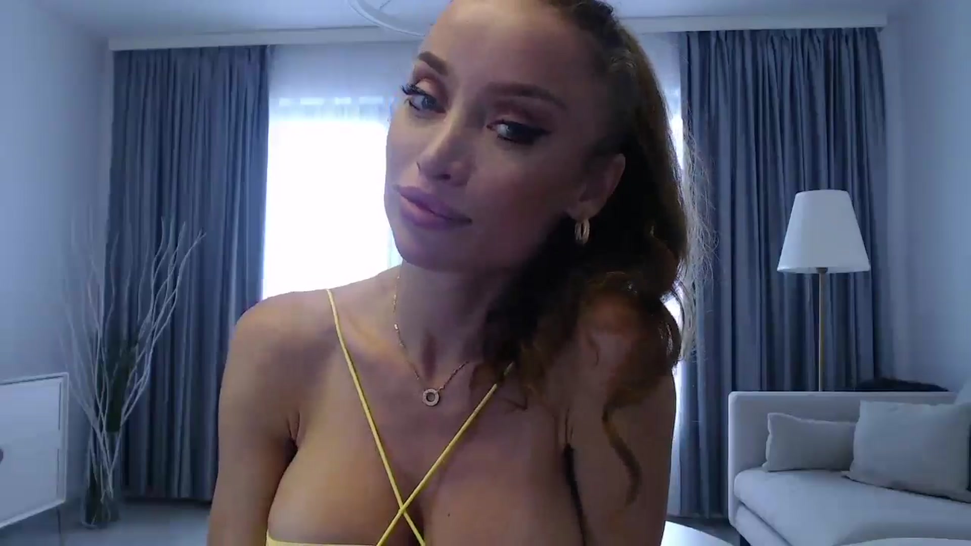 Gallery image thumbnail from Anayys's myfreecams stream on, 08/29/2024, 08:16 image 14 of 20