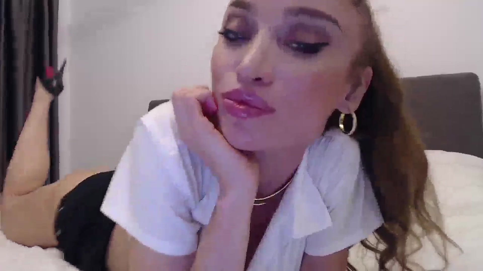 Gallery image thumbnail from Anayys's myfreecams stream on, 09/02/2024, 21:11 image 4 of 20
