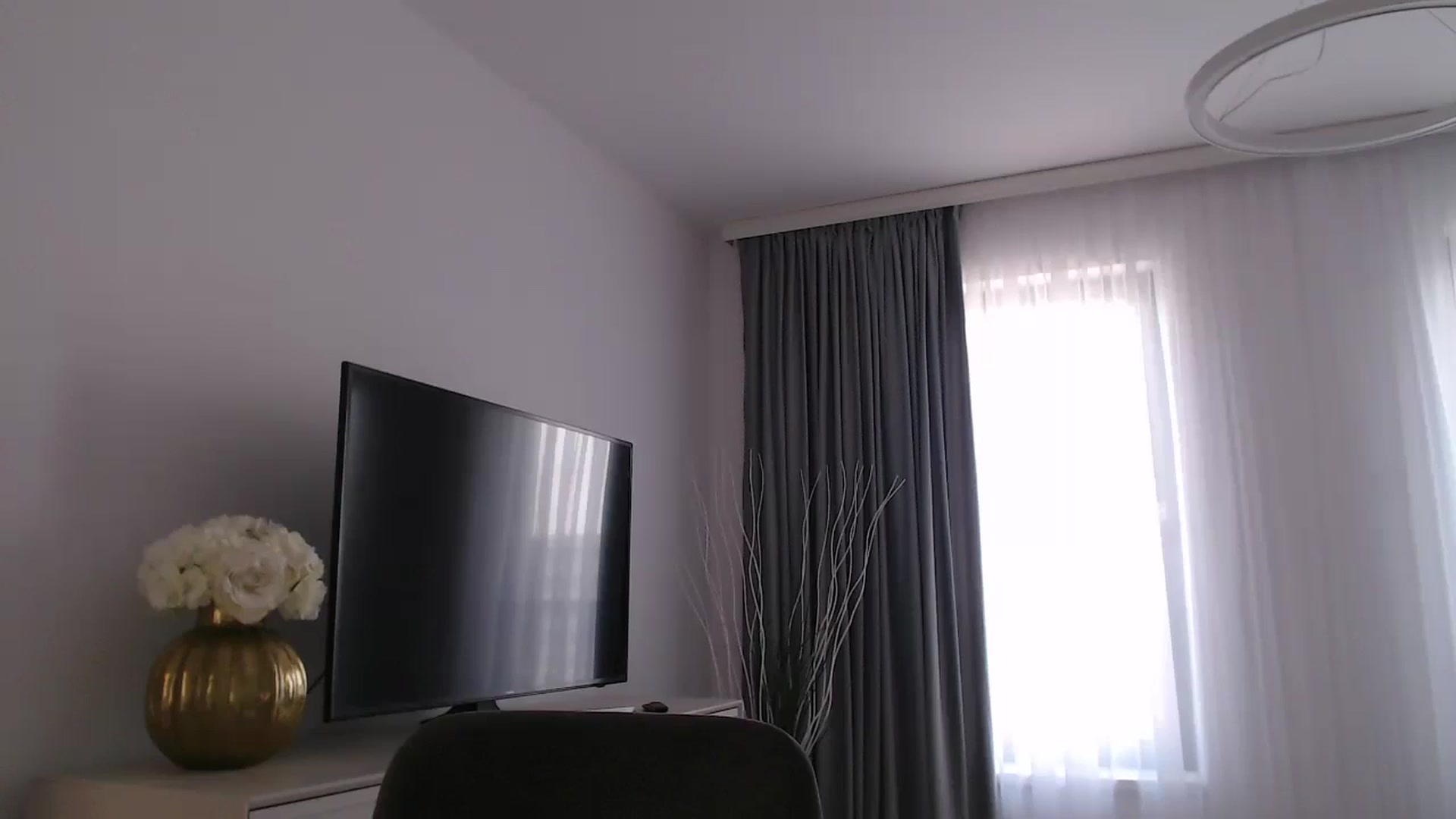 Gallery image thumbnail from Anayys's myfreecams stream on, 09/03/2024, 08:22 image 5 of 20