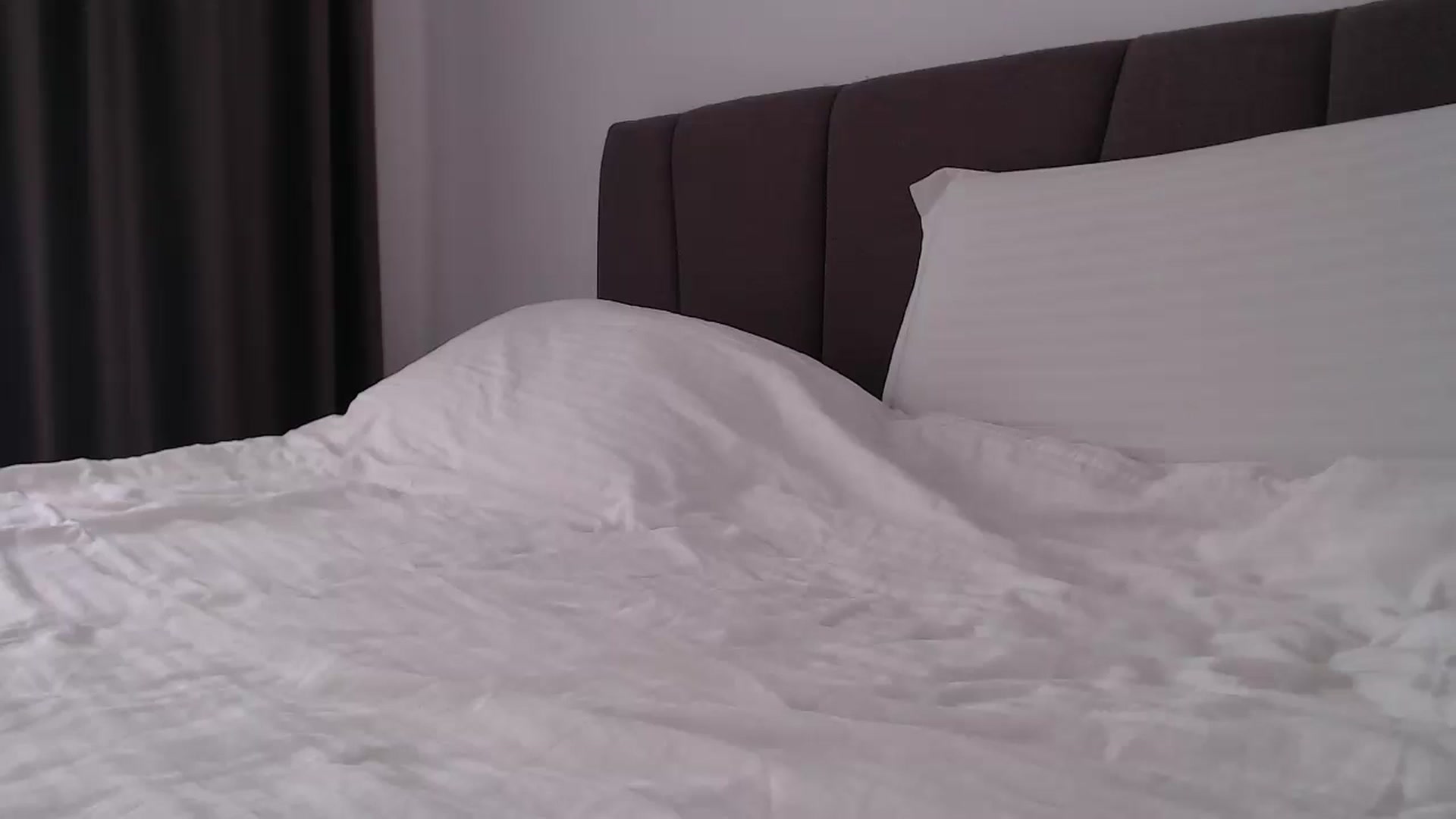 Gallery image thumbnail from Anayys's myfreecams stream on, 09/04/2024, 14:27 image 19 of 20