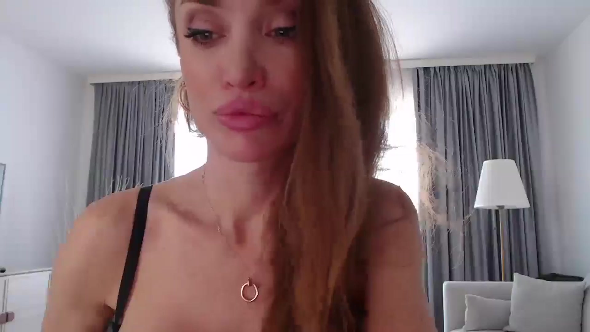Gallery image thumbnail from Anayys's myfreecams stream on, 09/05/2024, 08:45 image 17 of 20