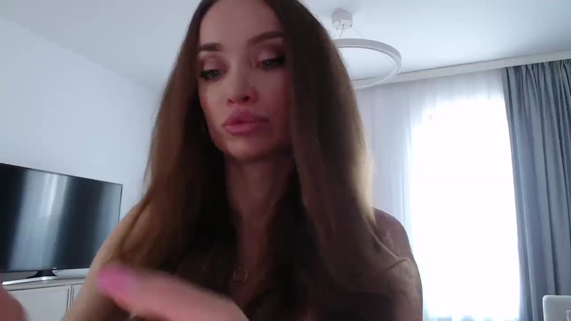 Gallery image thumbnail from Anayys's myfreecams stream on, 09/05/2024, 08:45 image 1 of 20