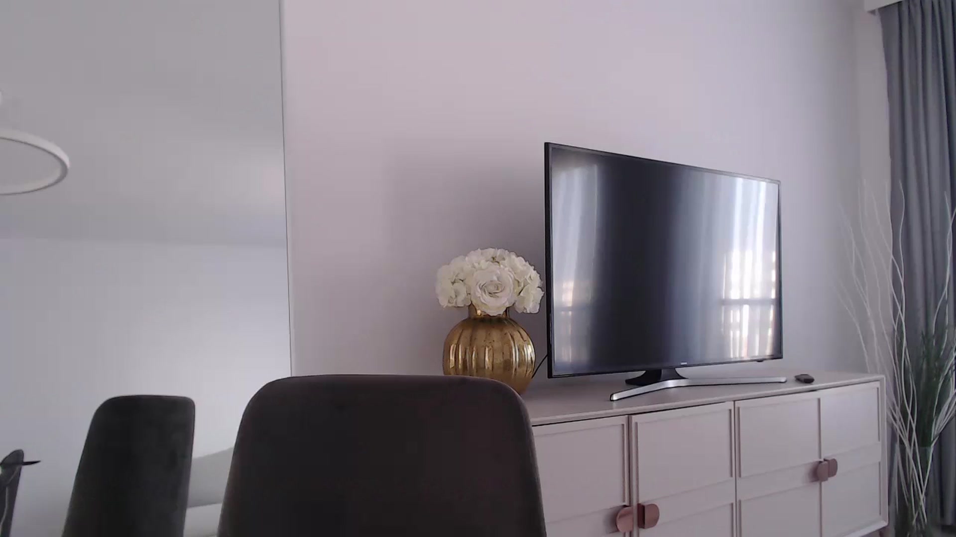 Gallery image thumbnail from Anayys's myfreecams stream on, 09/05/2024, 15:01 image 16 of 20