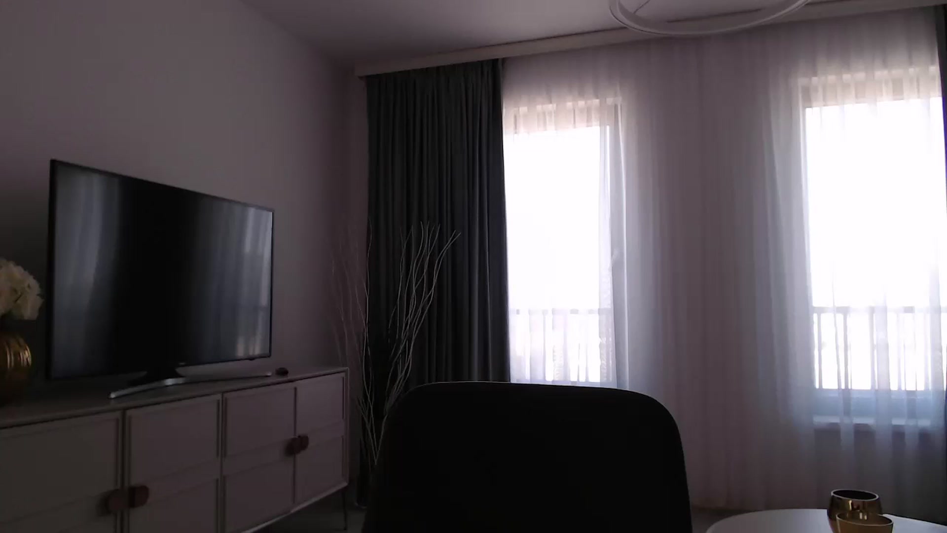 Gallery image thumbnail from Anayys's myfreecams stream on, 09/09/2024, 10:24 image 5 of 20