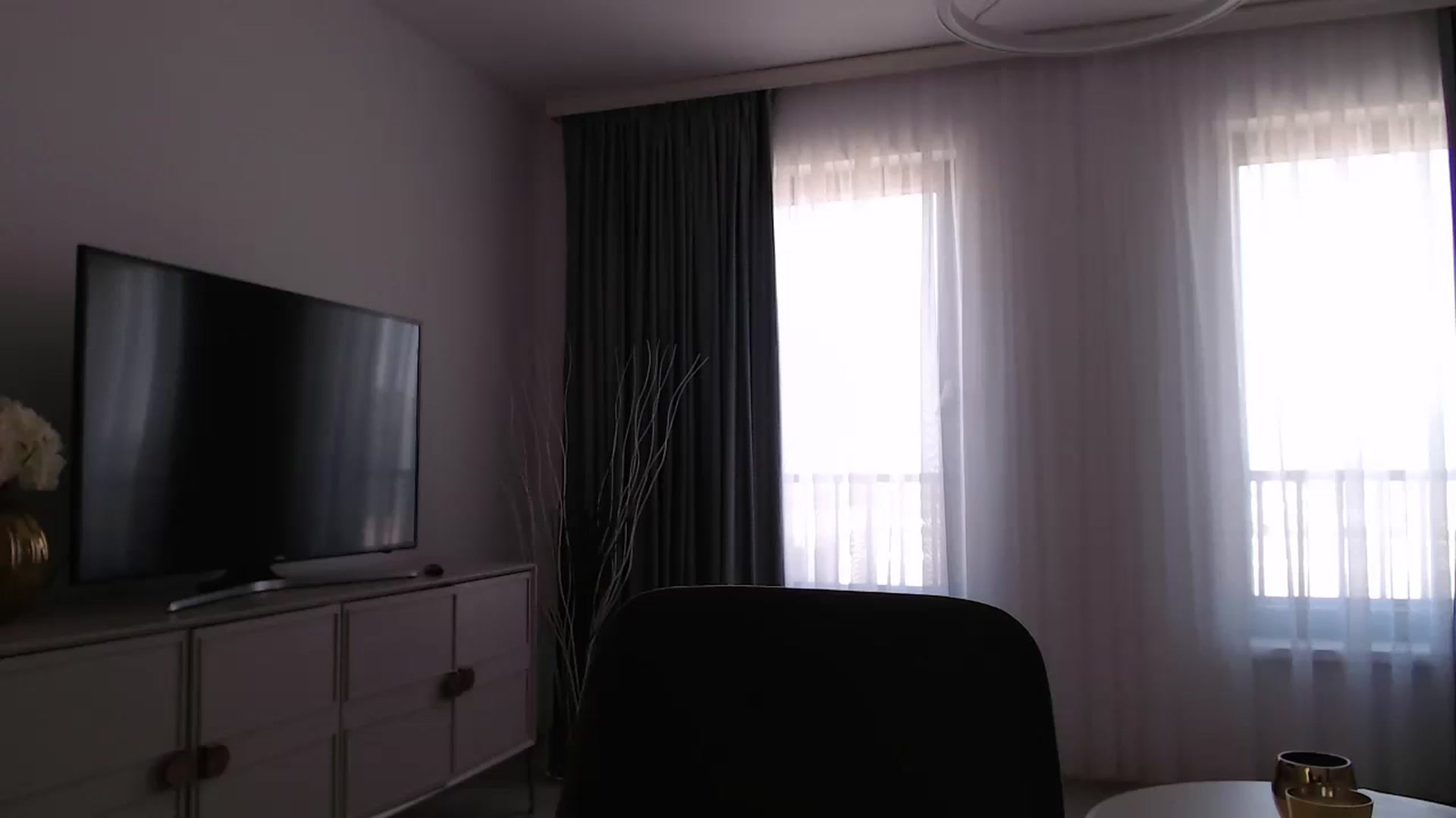 Gallery image thumbnail from Anayys's myfreecams stream on, 09/09/2024, 10:24 image 6 of 20