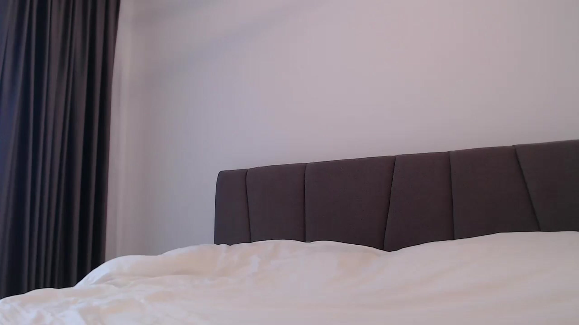 Gallery image thumbnail from Anayys's myfreecams stream on, 09/10/2024, 14:52 image 15 of 20