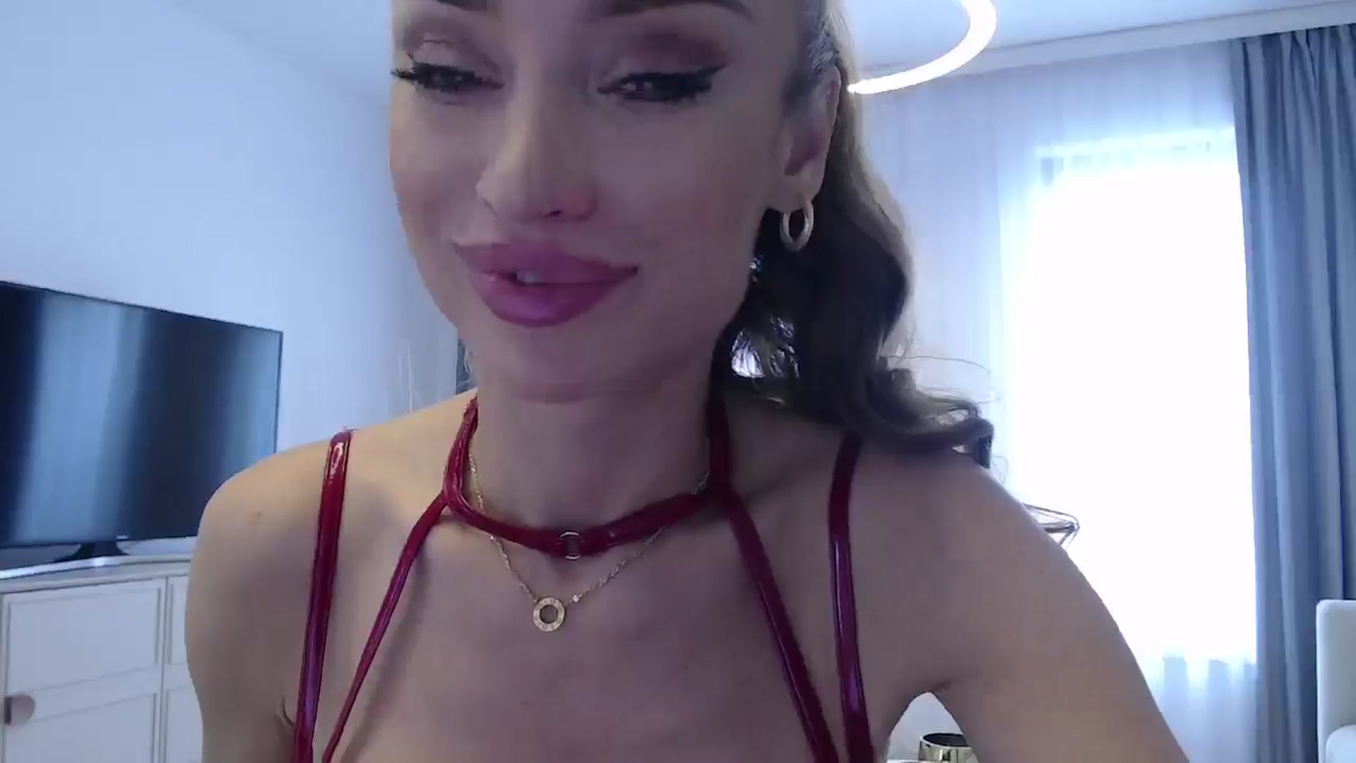 Gallery image thumbnail from Anayys's myfreecams stream on, 09/11/2024, 08:43 image 15 of 20