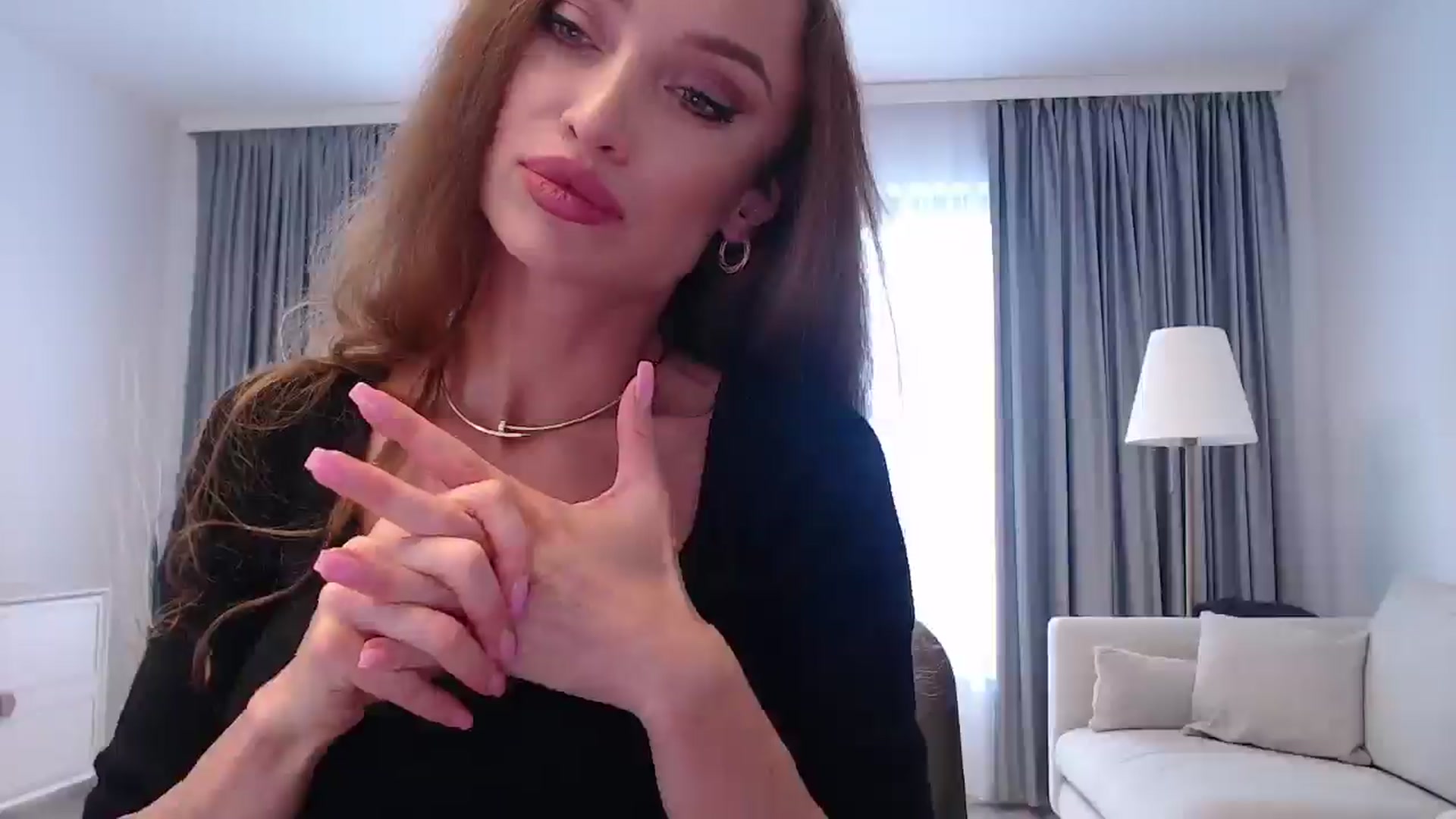 Gallery image thumbnail from Anayys's myfreecams stream on, 09/11/2024, 12:59 image 6 of 20