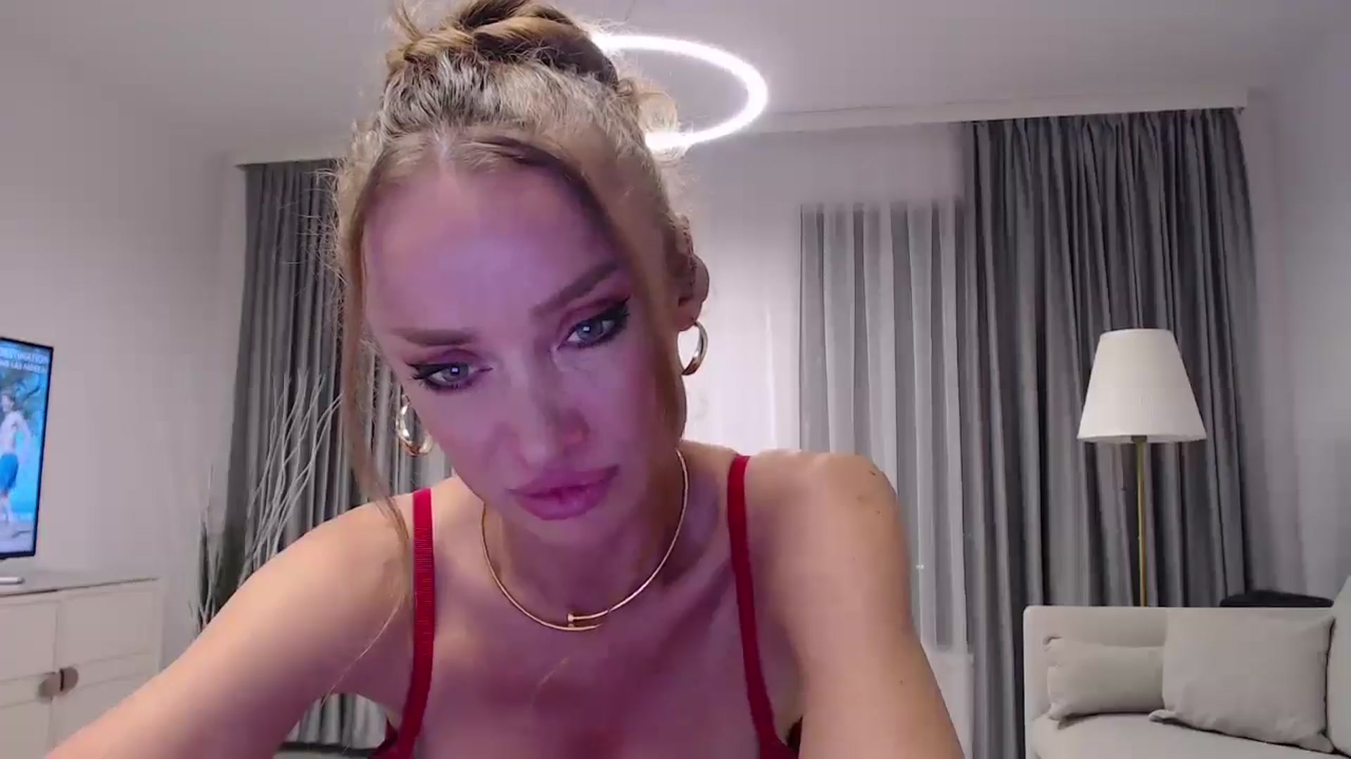 Gallery image thumbnail from Anayys's myfreecams stream on, 09/13/2024, 17:50 image 10 of 20