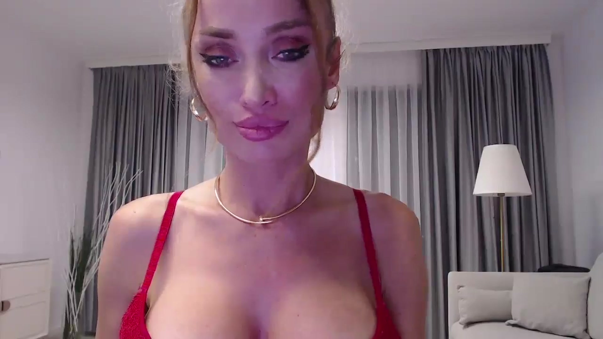 Gallery image thumbnail from Anayys's myfreecams stream on, 09/13/2024, 19:06 image 19 of 20