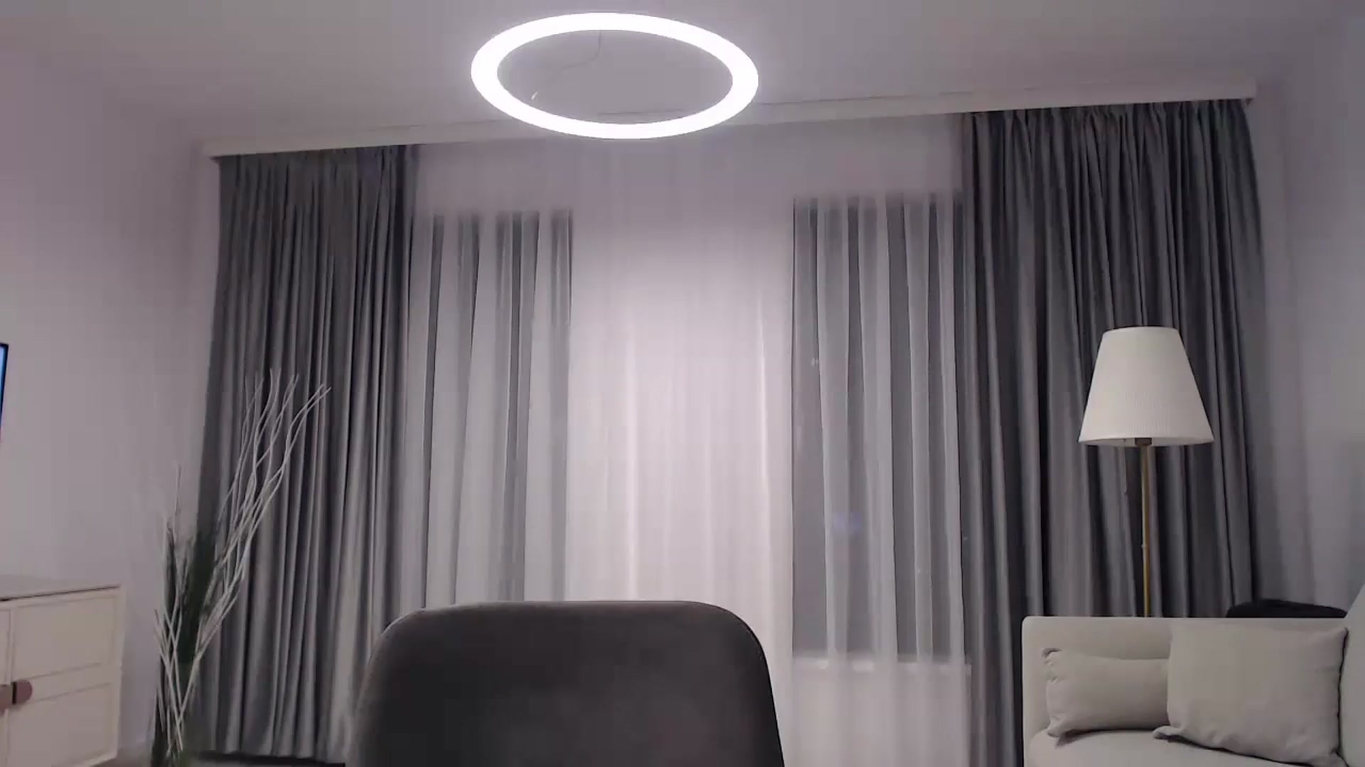 Gallery image thumbnail from Anayys's myfreecams stream on, 09/13/2024, 19:06 image 3 of 20