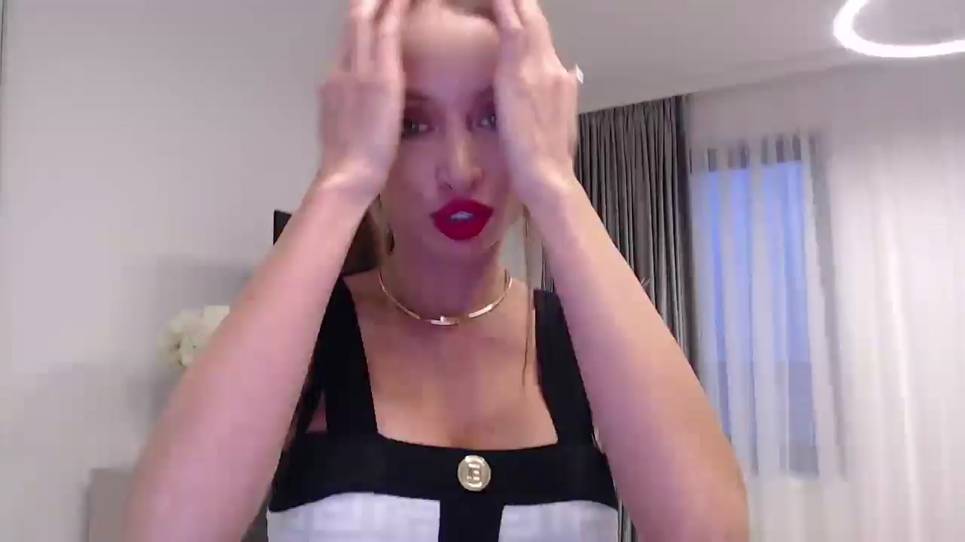 Gallery image thumbnail from Anayys's myfreecams stream on, 09/15/2024, 17:14 image 1 of 20