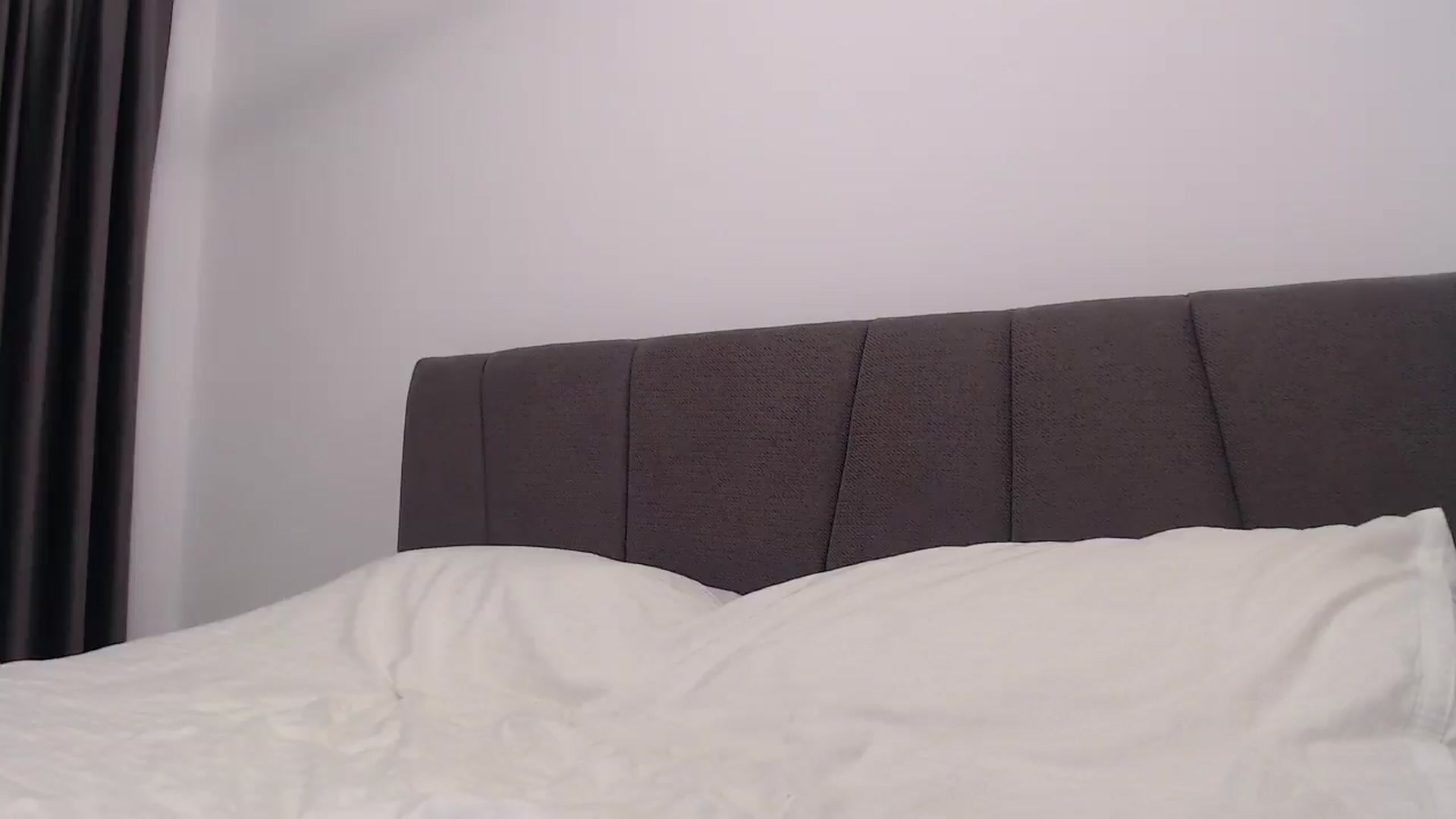Gallery image thumbnail from Anayys's myfreecams stream on, 09/16/2024, 18:36 image 2 of 20