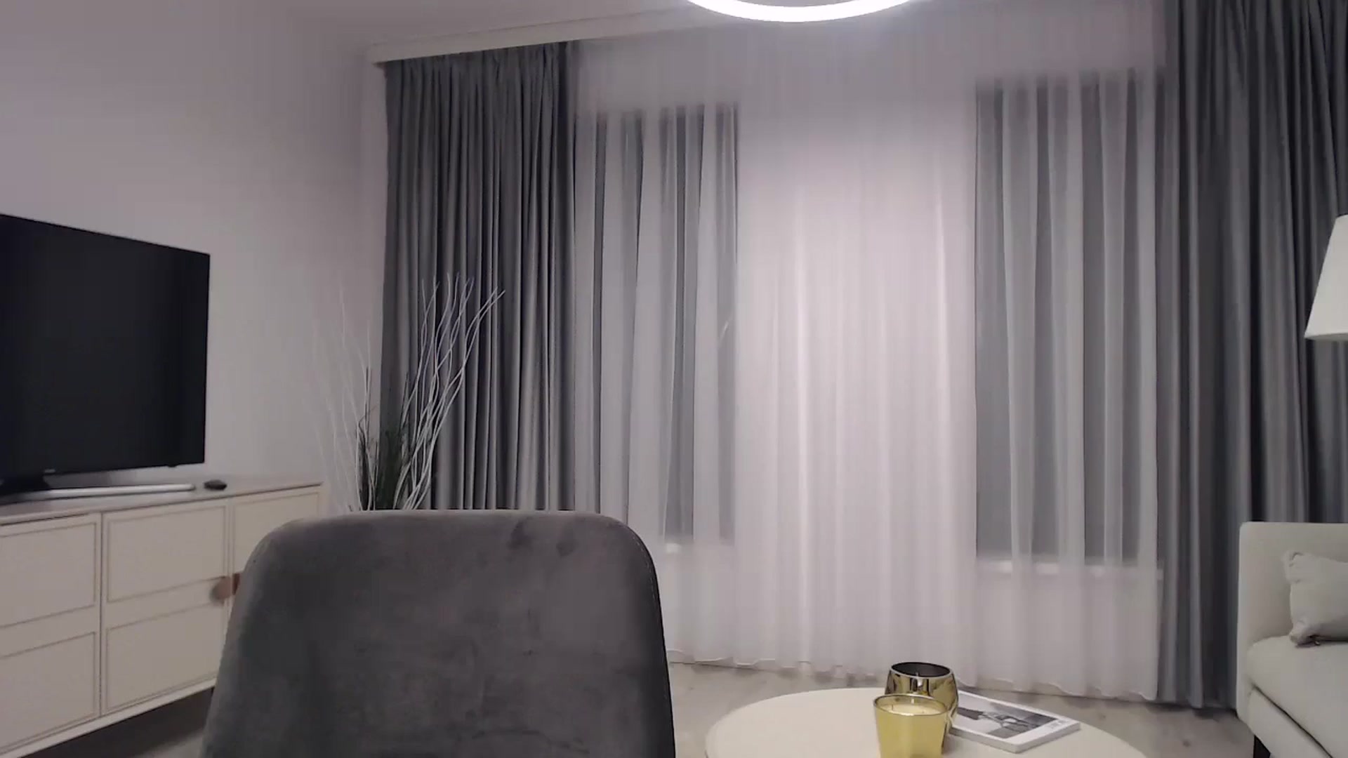 Gallery image thumbnail from Anayys's myfreecams stream on, 09/16/2024, 19:08 image 12 of 20