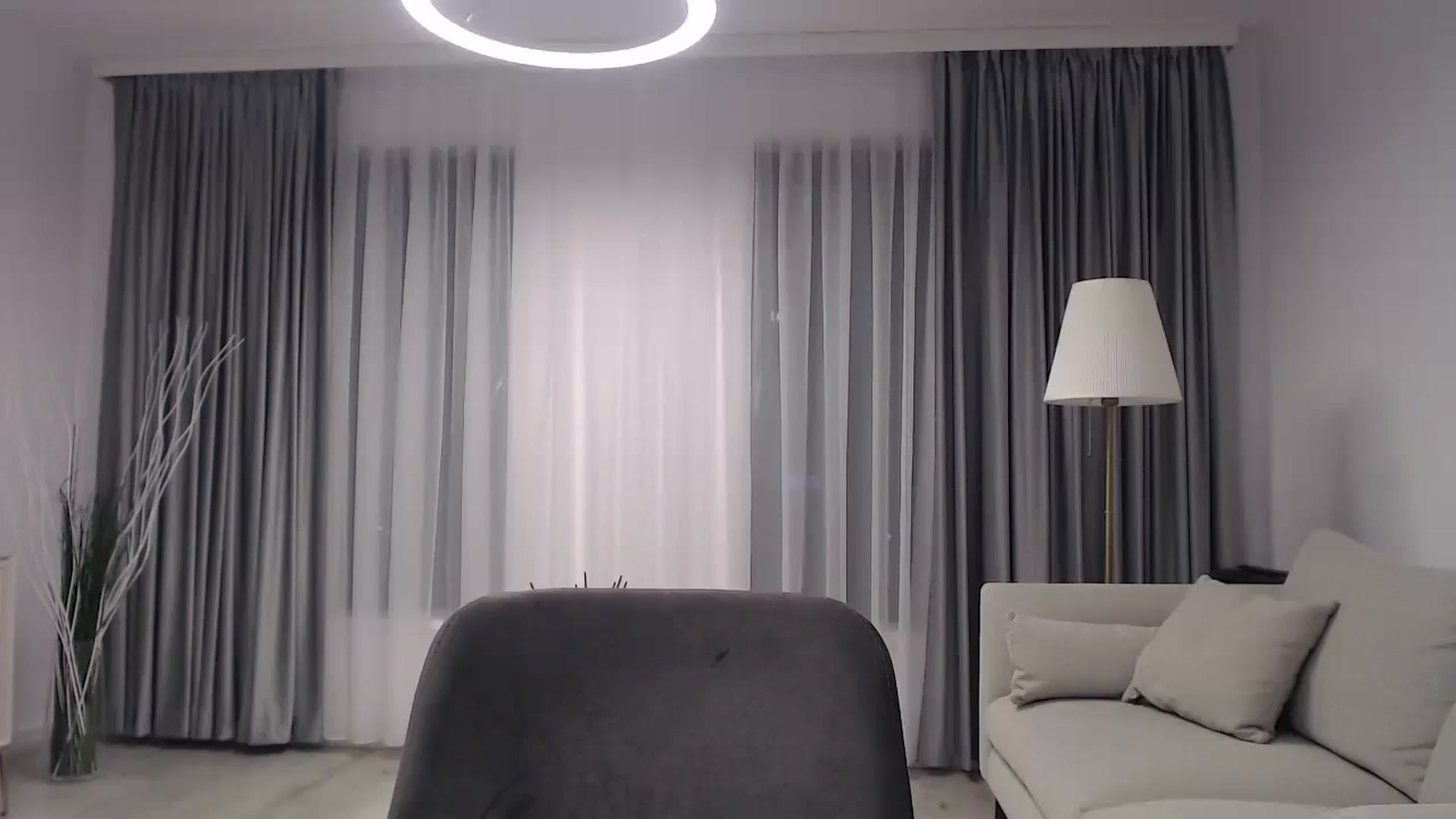 Gallery image thumbnail from Anayys's myfreecams stream on, 09/21/2024, 20:46 image 6 of 20