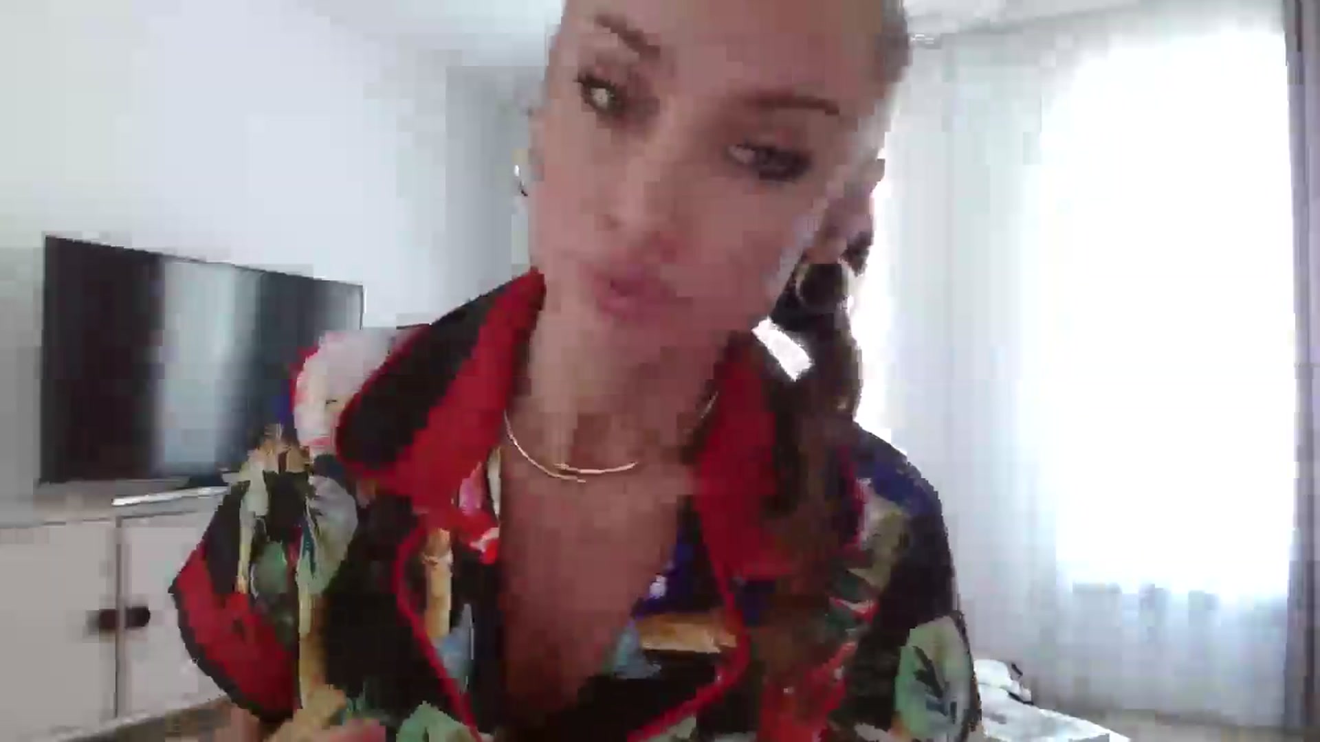 Gallery image thumbnail from Anayys's myfreecams stream on, 09/26/2024, 10:36 image 14 of 20