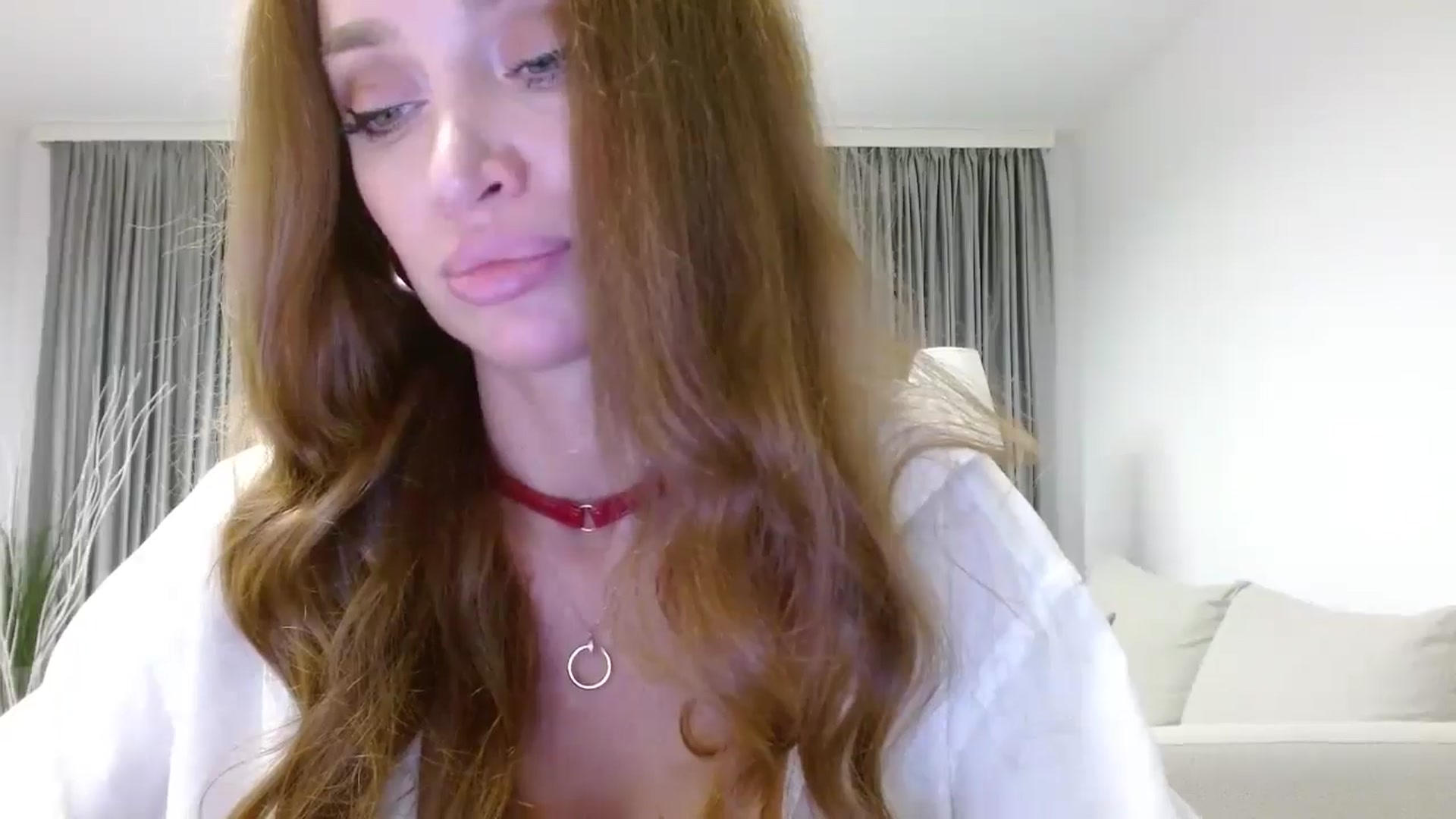 Gallery image thumbnail from Anayys's myfreecams stream on, 09/29/2024, 19:18 image 19 of 20
