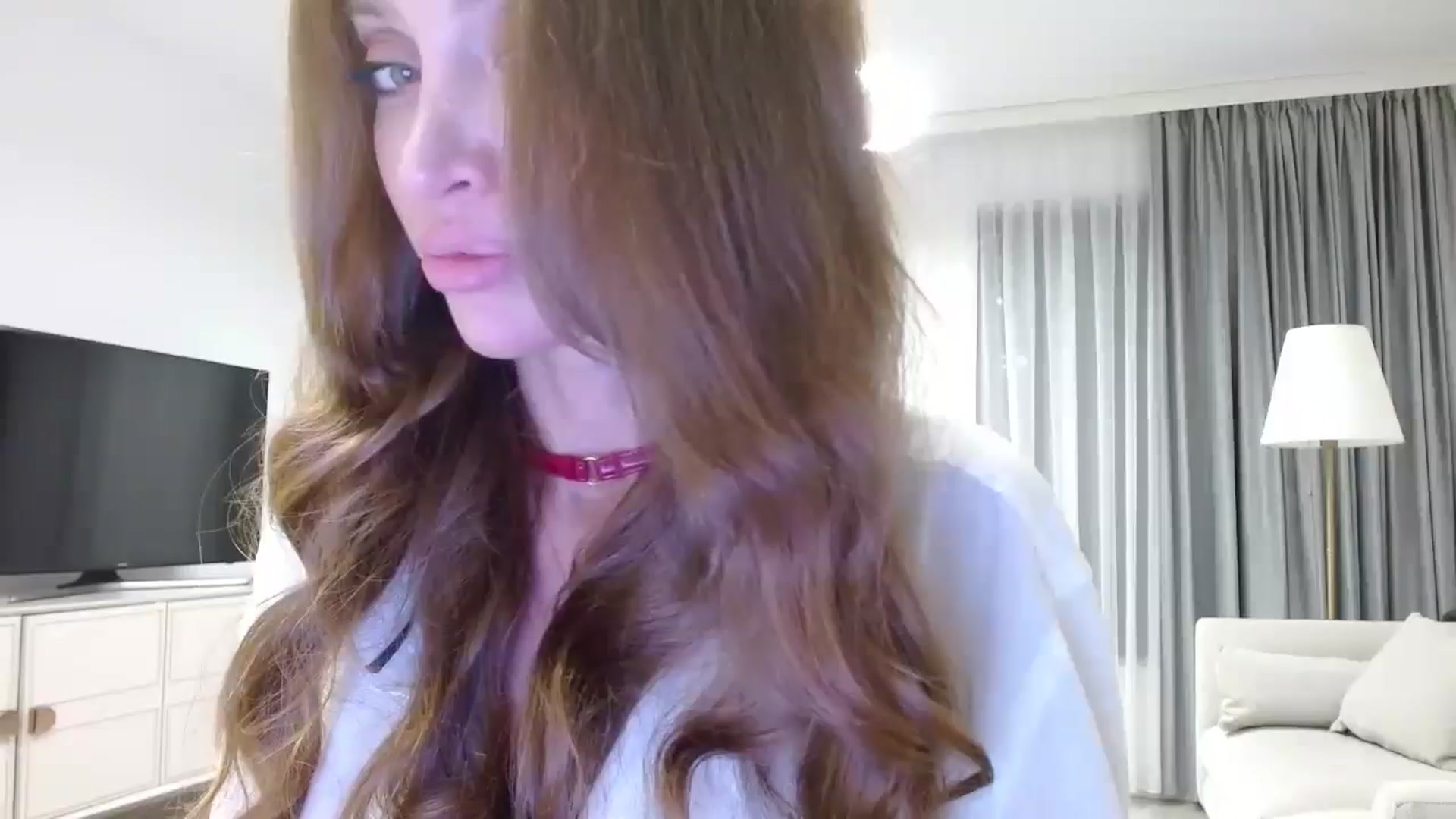 Gallery image thumbnail from Anayys's myfreecams stream on, 09/29/2024, 19:18 image 1 of 20