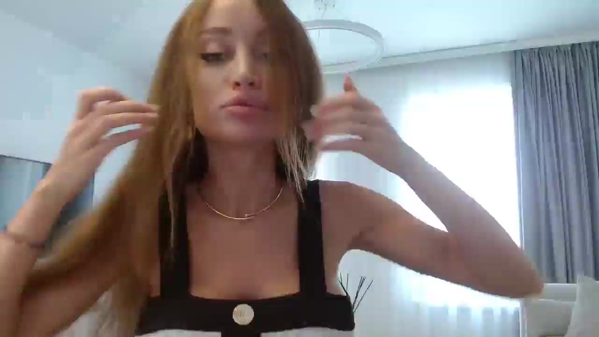 Gallery image thumbnail from Anayys's myfreecams stream on, 10/24/2024, 11:59 image 1 of 20