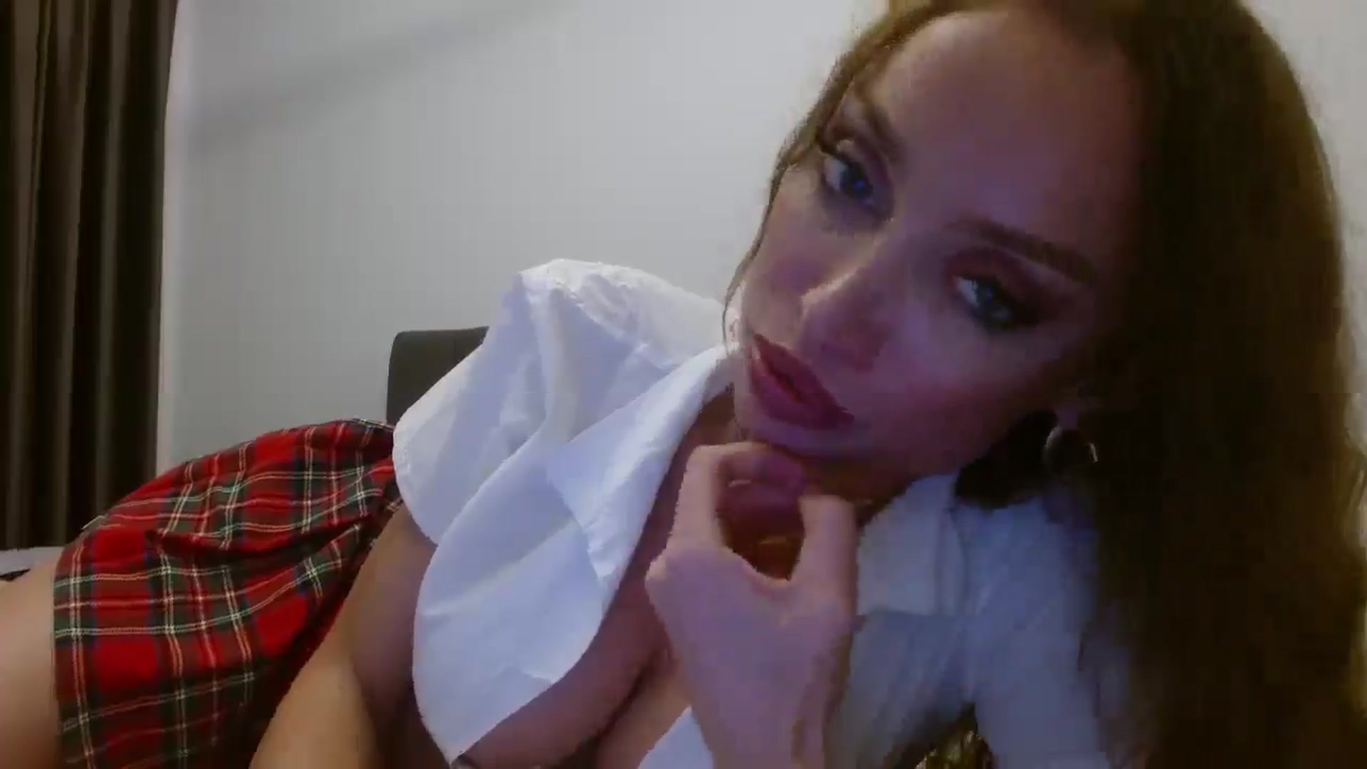 Gallery image thumbnail from Anayys's myfreecams stream on, 10/26/2024, 15:48 image 3 of 20