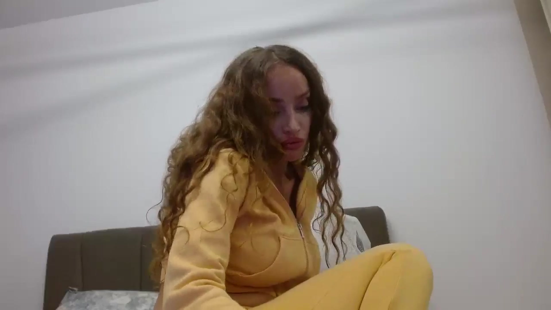 Gallery image thumbnail from Anayys's myfreecams stream on, 10/26/2024, 17:08 image 18 of 20
