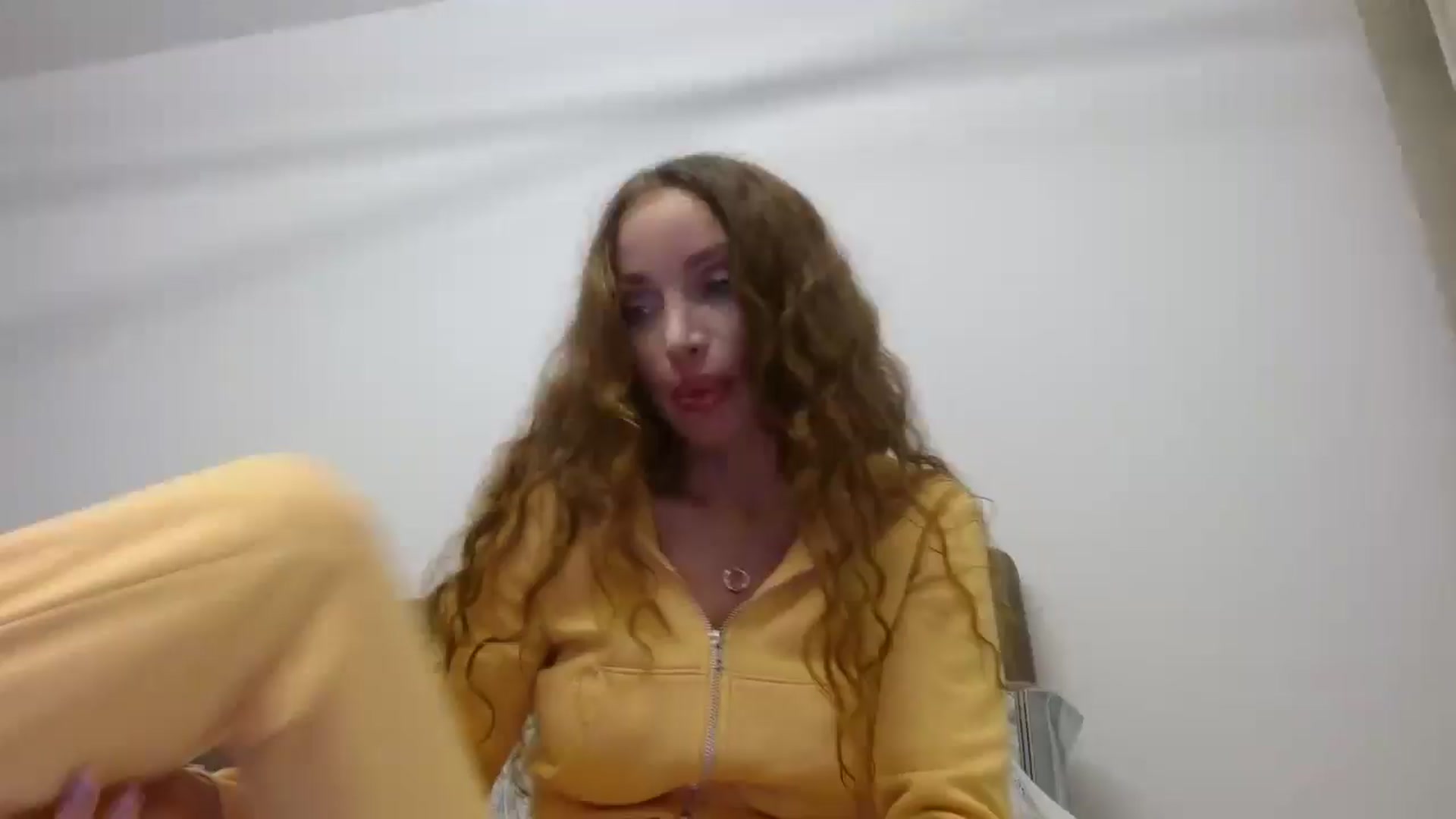 Gallery image thumbnail from Anayys's myfreecams stream on, 10/26/2024, 17:08 image 20 of 20