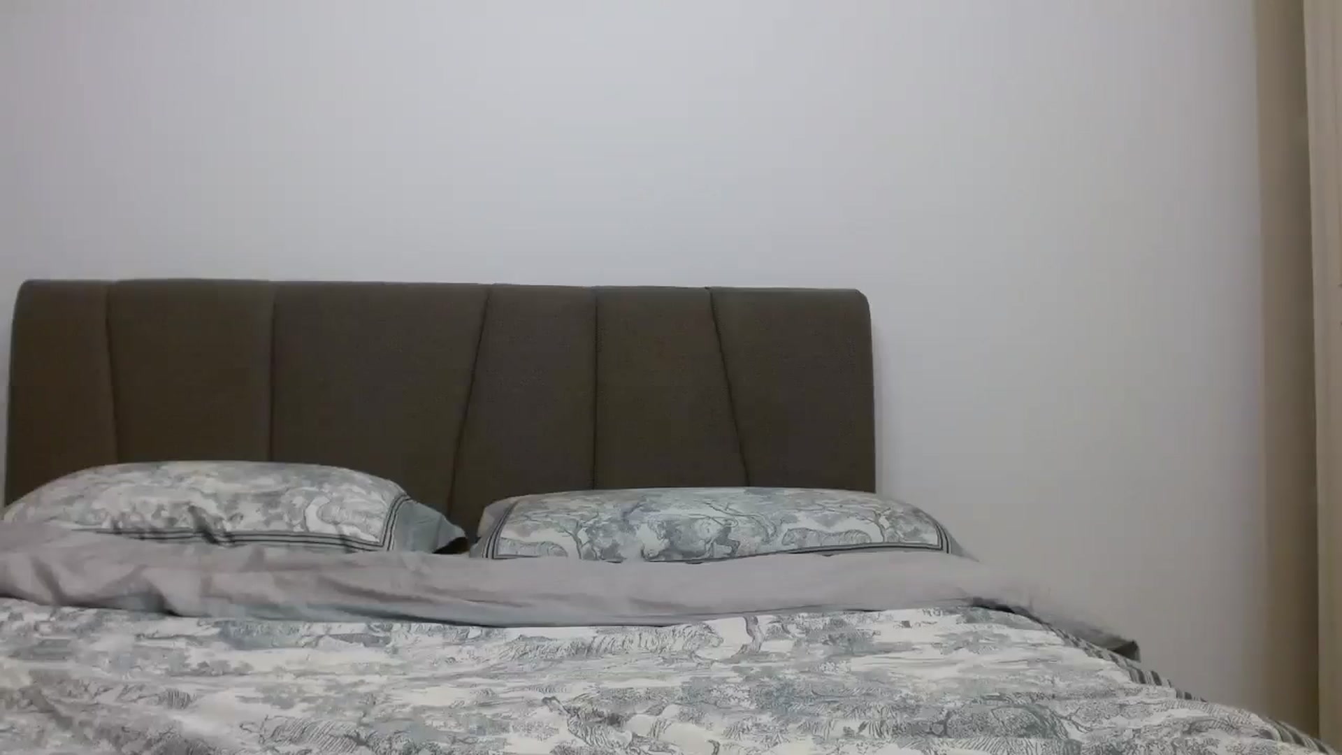 Gallery image thumbnail from Anayys's myfreecams stream on, 10/27/2024, 22:45 image 5 of 20