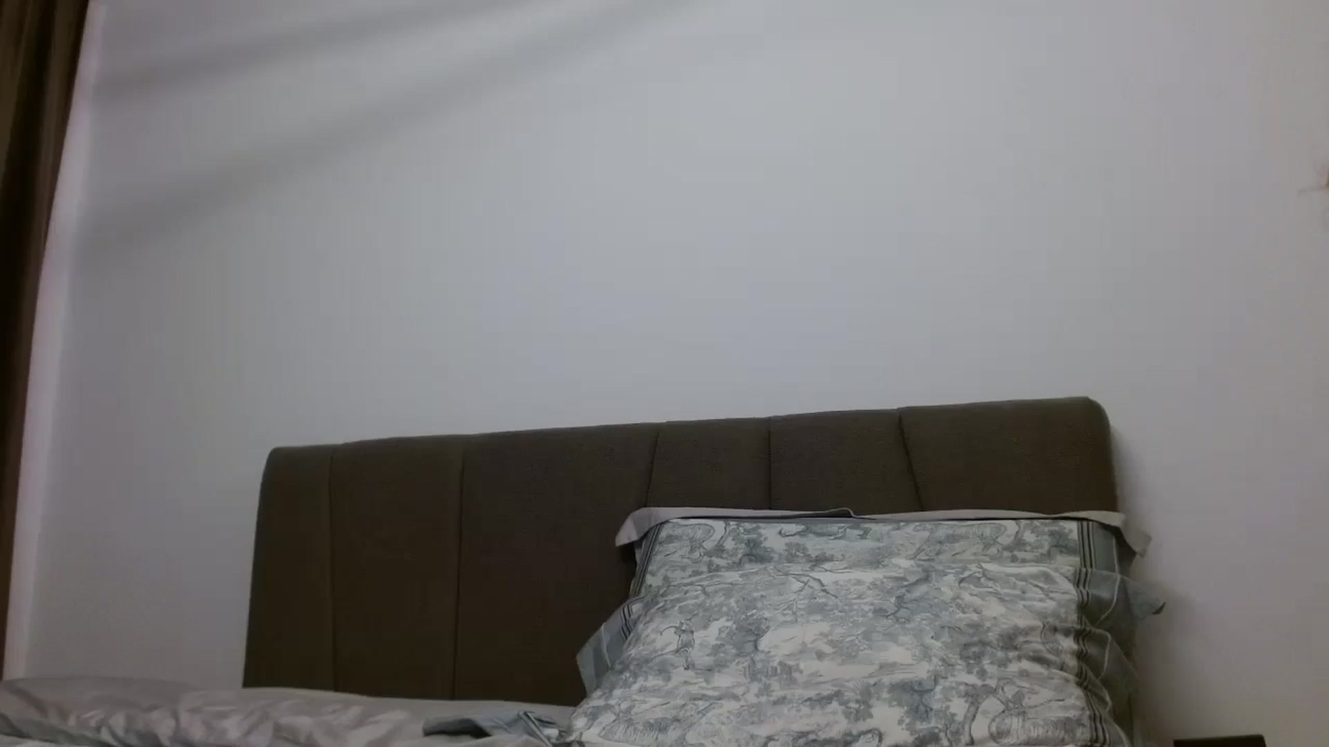 Gallery image thumbnail from Anayys's myfreecams stream on, 10/28/2024, 24:01 image 5 of 20