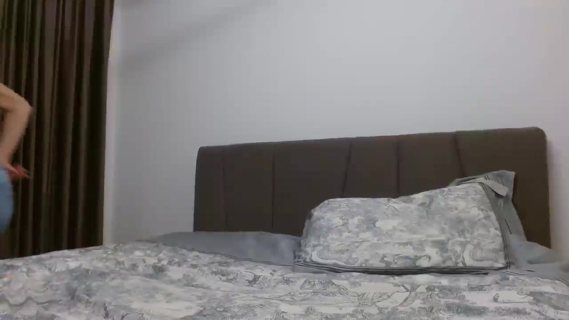 Gallery image thumbnail from Anayys's myfreecams stream on, 11/07/2024, 23:19 image 19 of 20