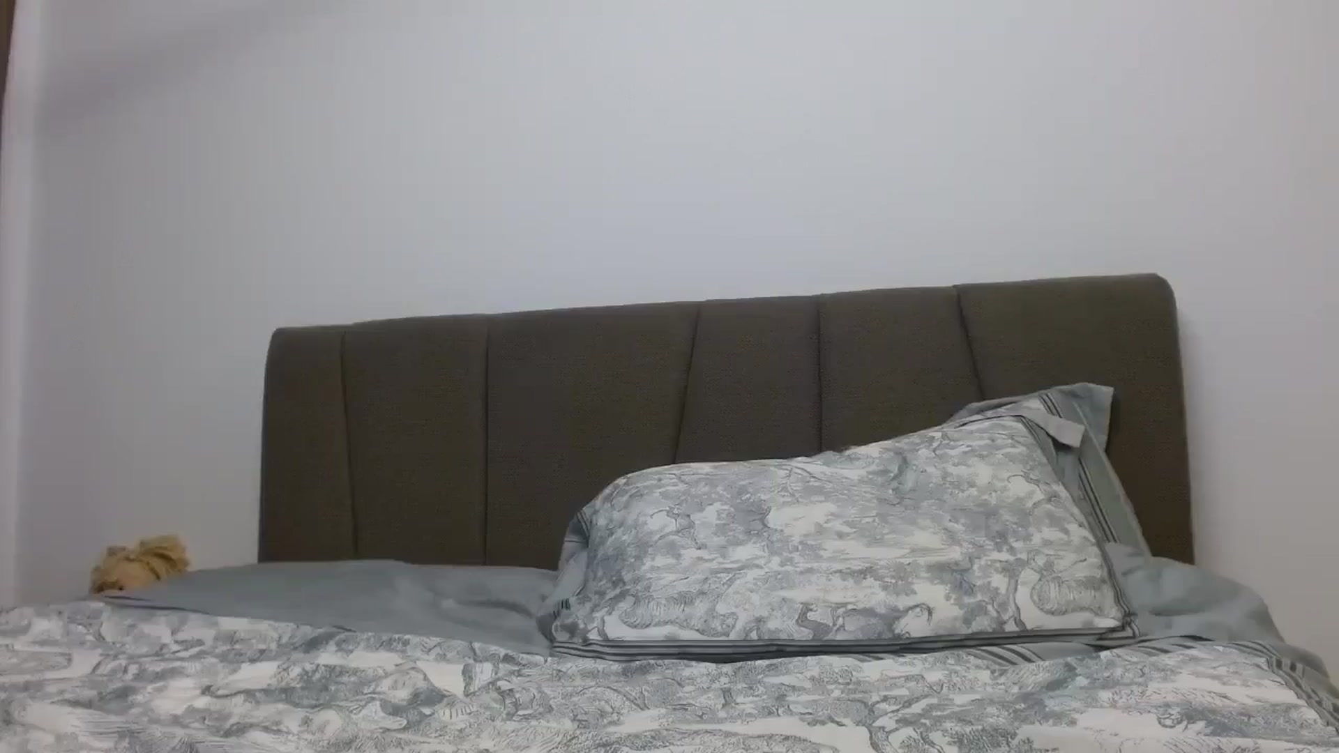 Gallery image thumbnail from Anayys's myfreecams stream on, 11/08/2024, 24:42 image 17 of 20