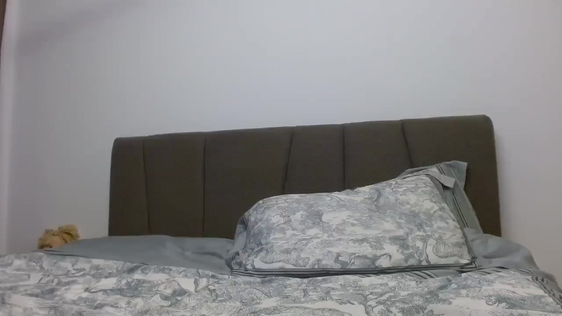 Gallery image thumbnail from Anayys's myfreecams stream on, 11/08/2024, 24:42 image 18 of 20