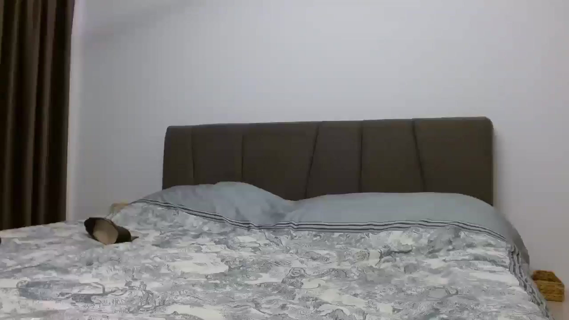 Gallery image thumbnail from Anayys's myfreecams stream on, 11/14/2024, 02:18 image 10 of 20